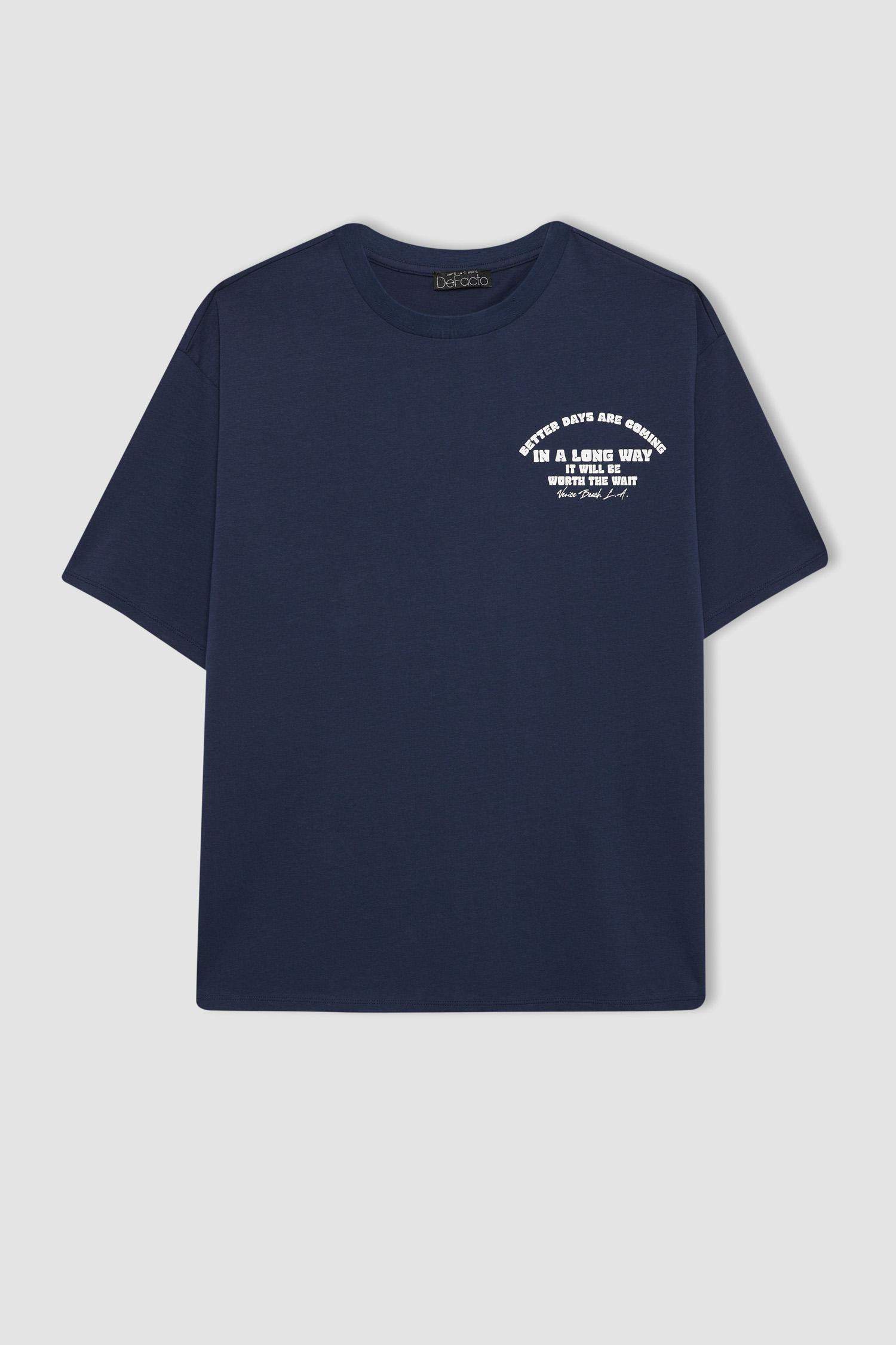 تيشيرت نص كم قصة فضفاضة برقبة مستديرة