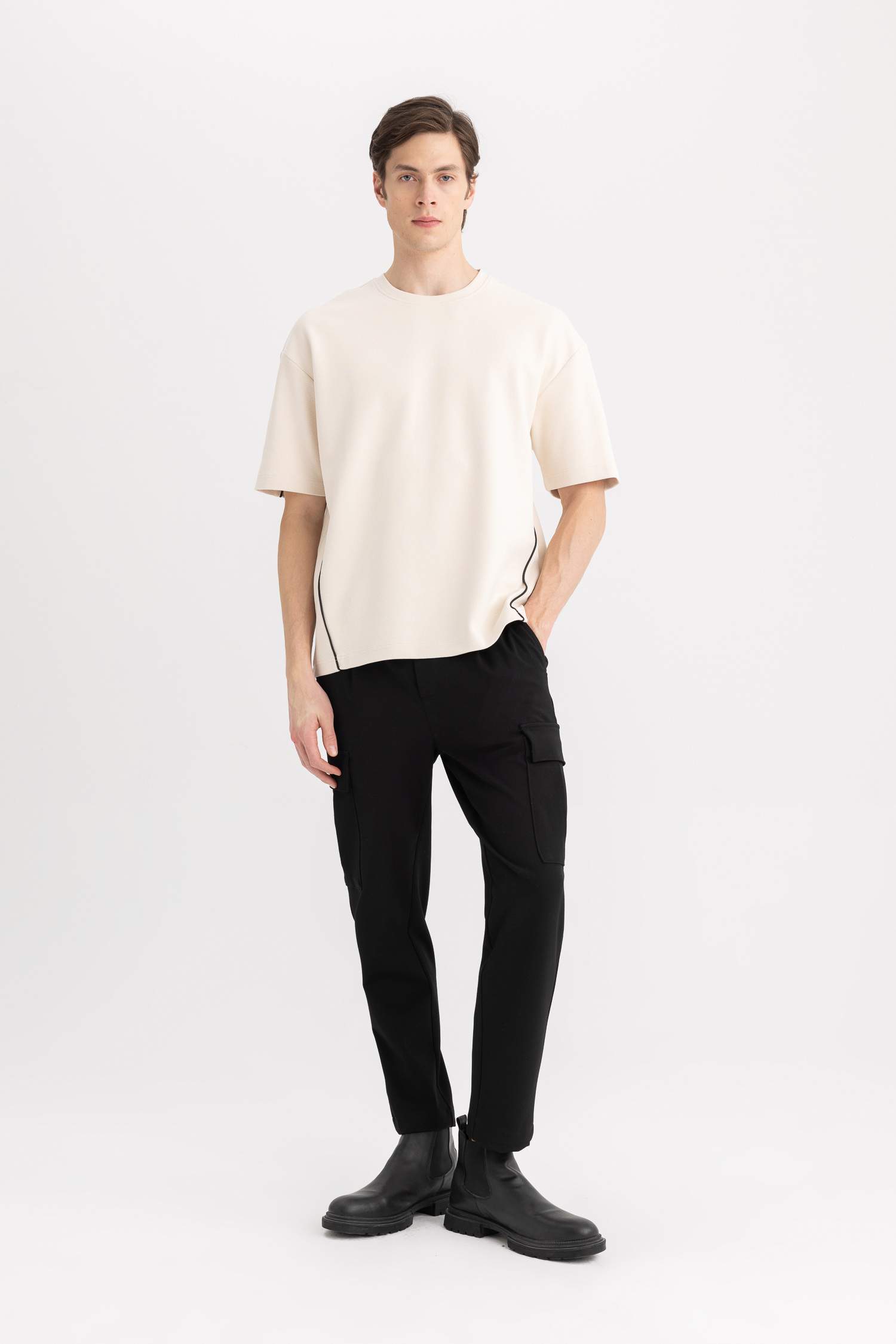 تيشيرت اوفر سايز برقبة مستديرة