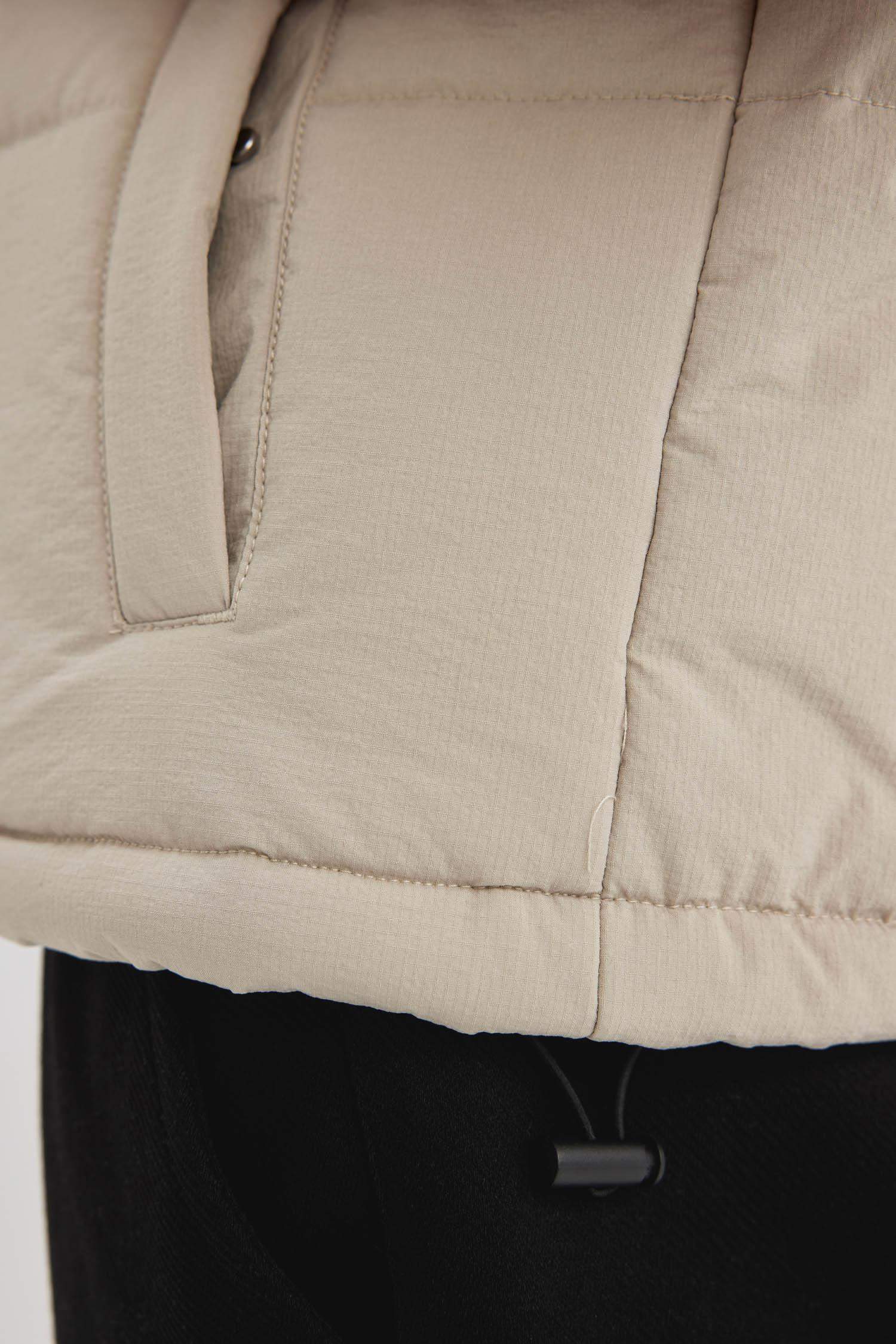 Slim Fit Dar Kesim Astarlı Fermuarlı Çıtçıt Kapamalı Cepli Hafif Mevsimlik Yelek