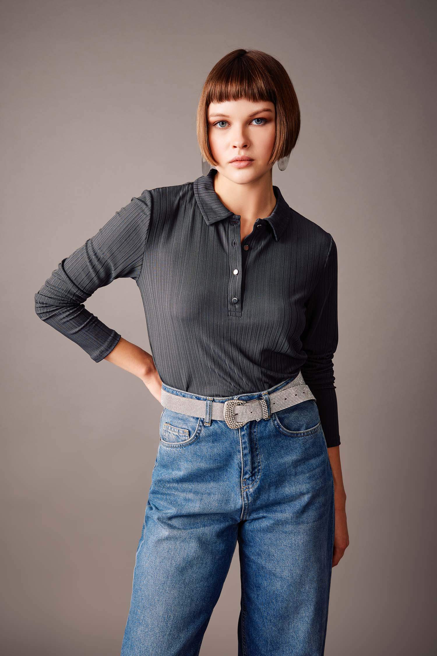 تي شيرت بولو كم طويل سليم فيت