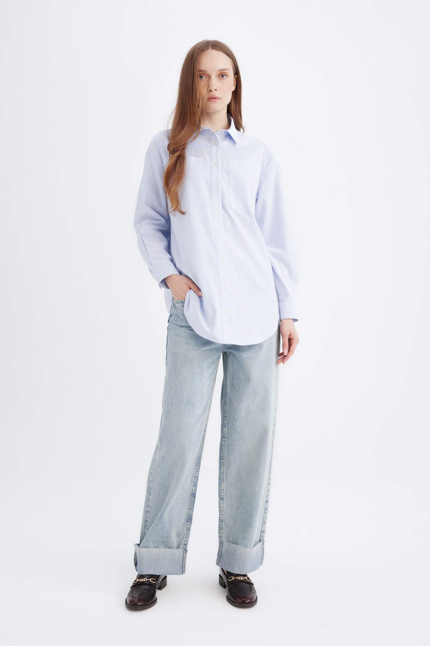 Tunique chemise longue rayée à coupe décontractée