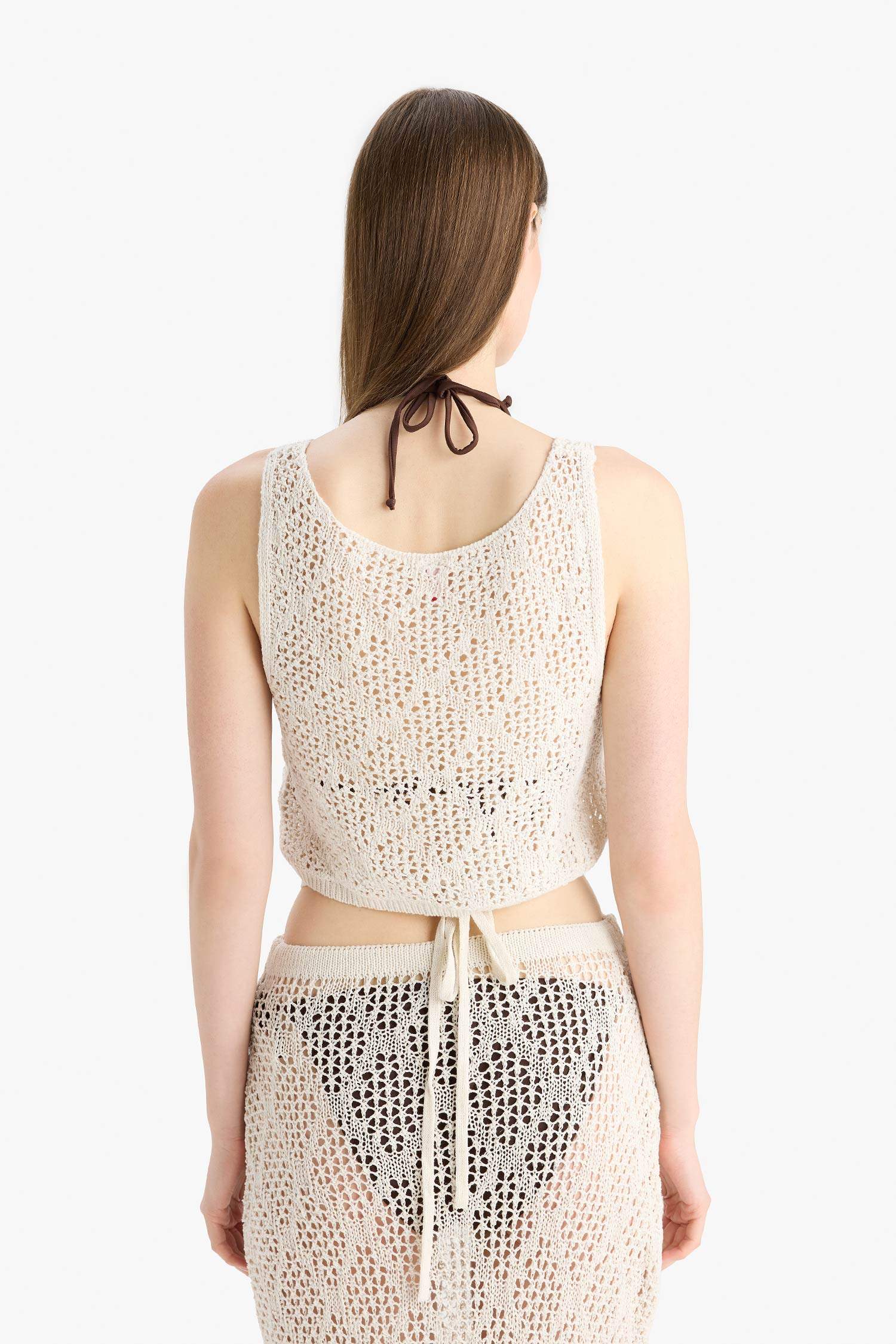 Yuvarlak Yaka Crop Kolsuz Triko Beyaz Plaj Üstü-Fall in Love