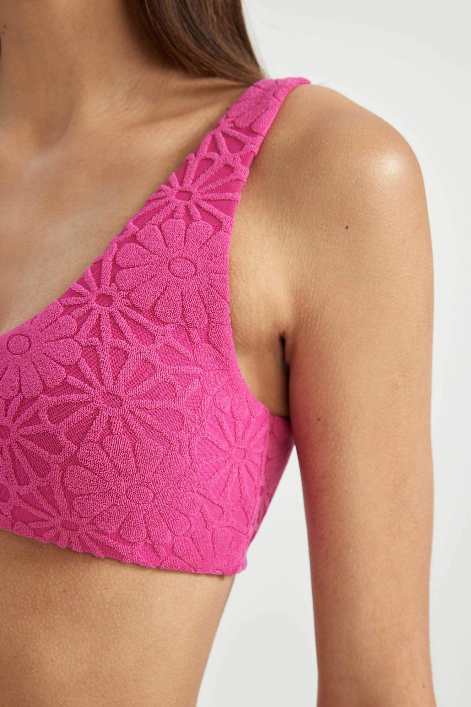 Fall in Love Regular Fit Floral Jacquard Bikini Top