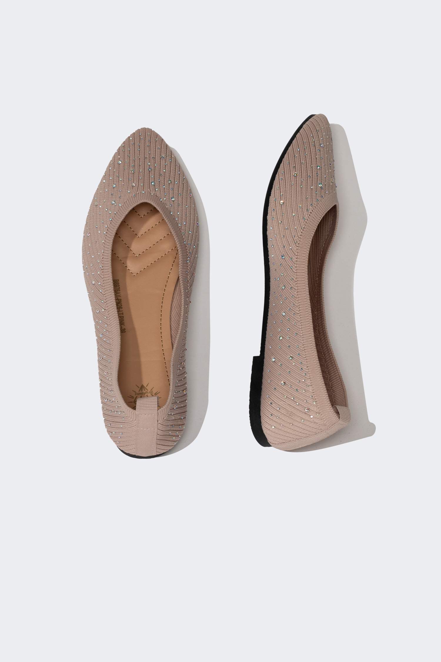 شوز فلات حريمي بينك بكعب مسطح