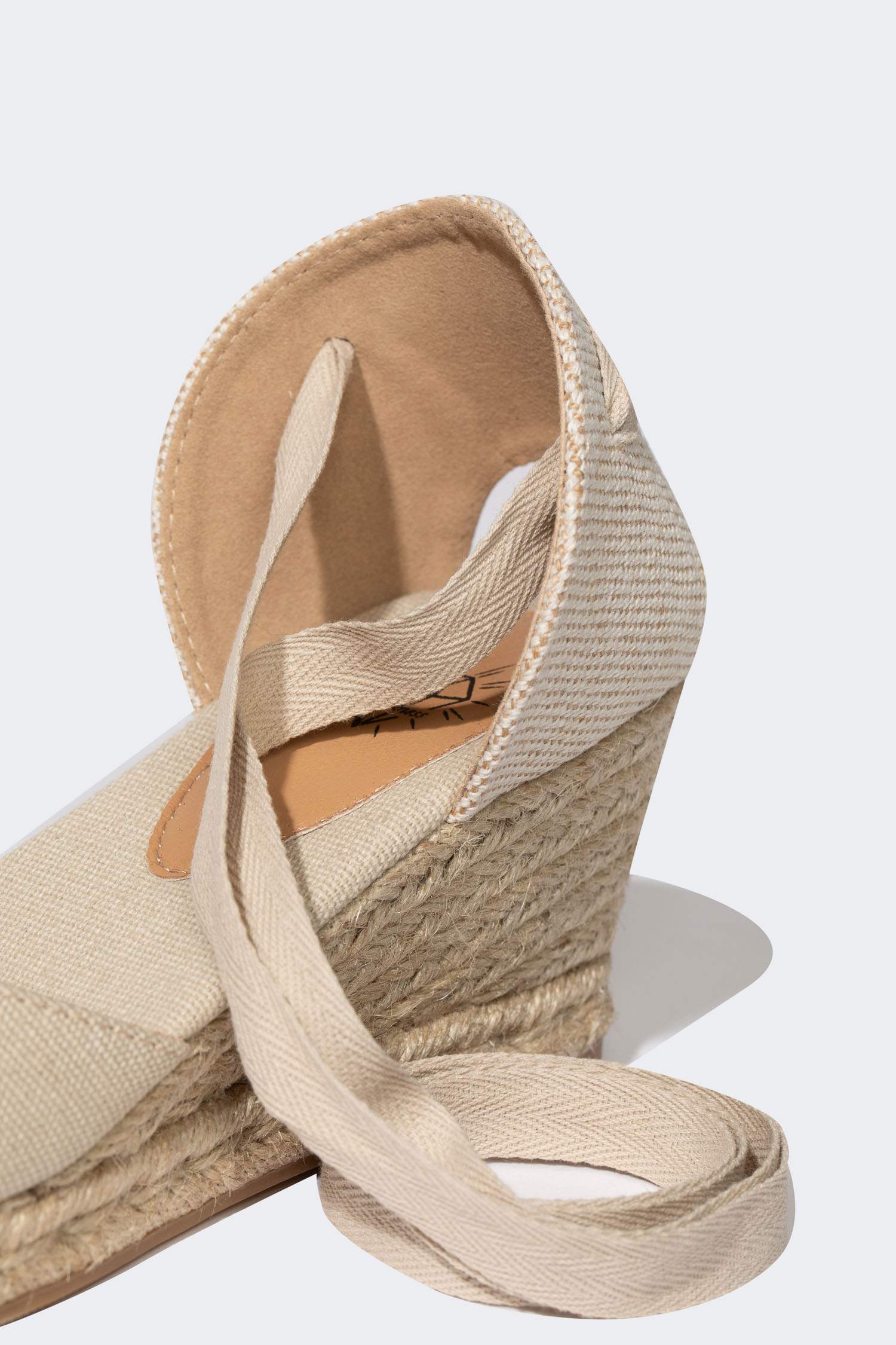 Әйелдерге эспадрилья