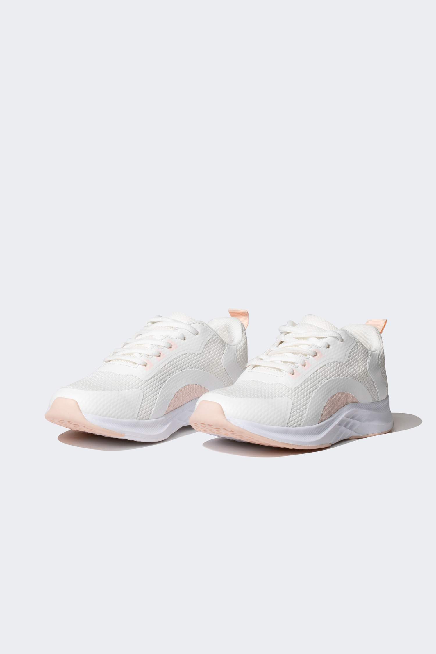 Woman Serrated Sole Sport shoes