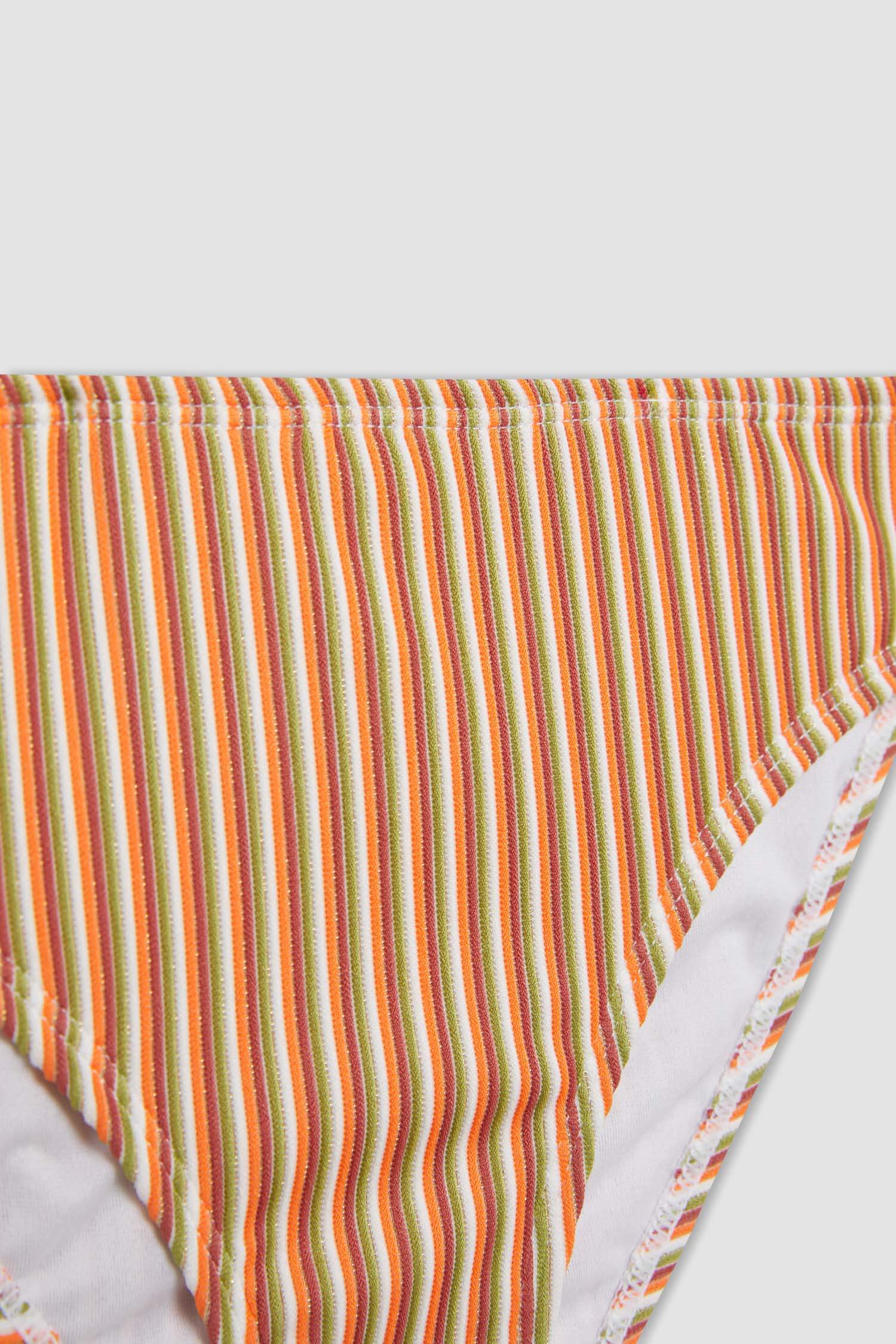 طقم بكيني بناتي مخطط - قطعتين