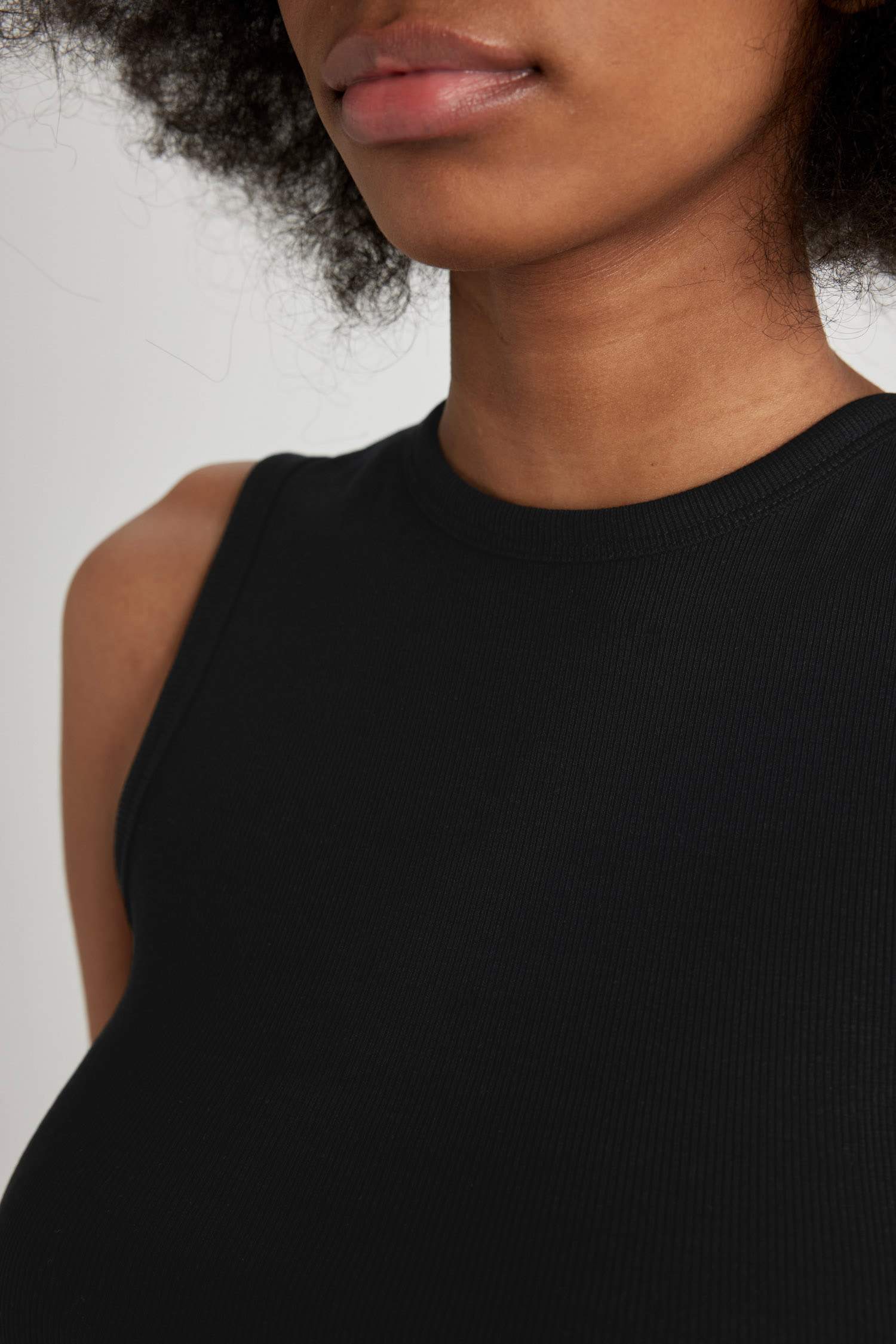 Slim Fit Camisole Crew Neck Tank Top