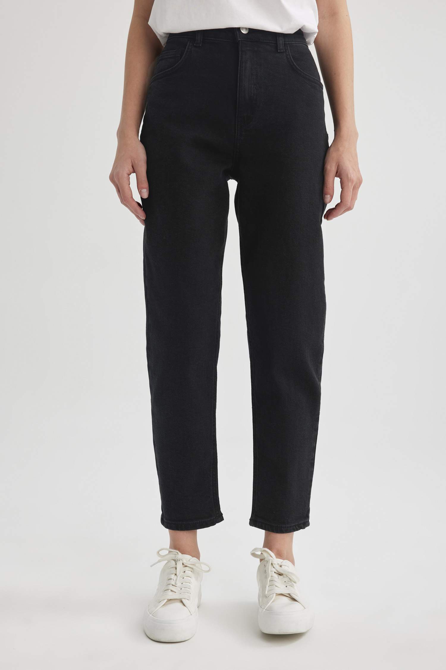 بنطرون جينز بخصر عالي