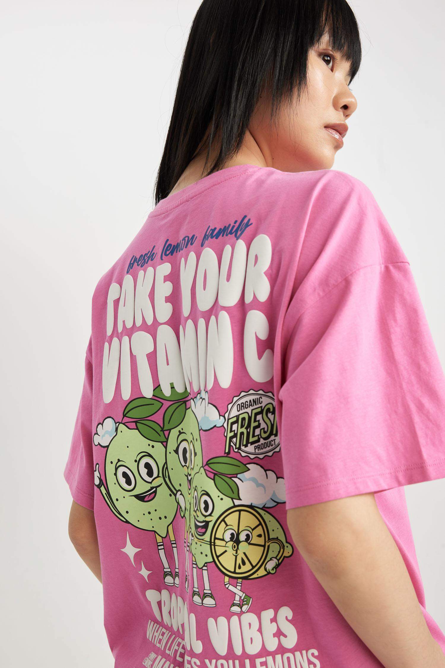 تي شيرت اوفر سايز نص كم لعيد الحب للجنسين