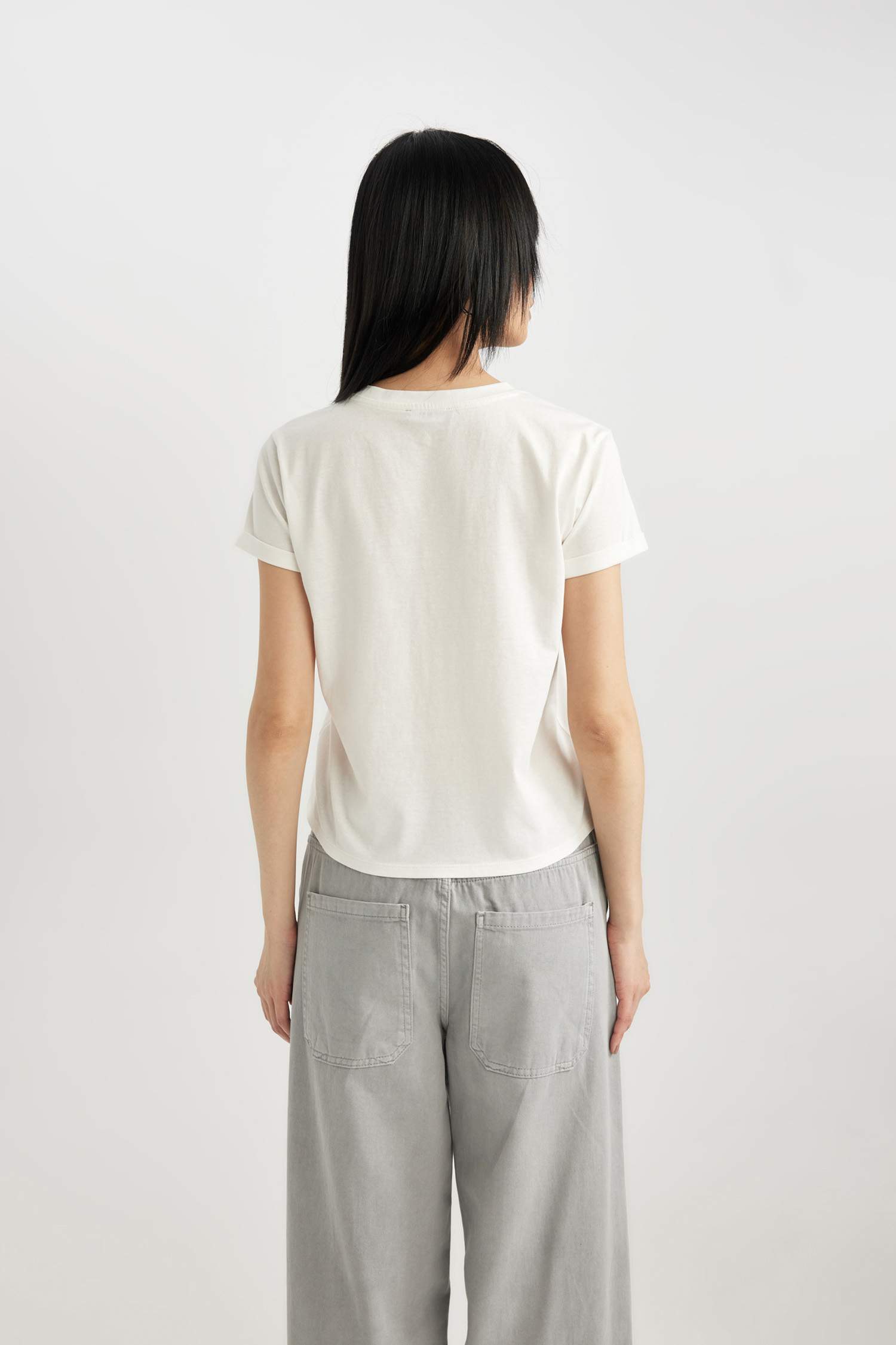 تيشيرت نص كم سليم فيت