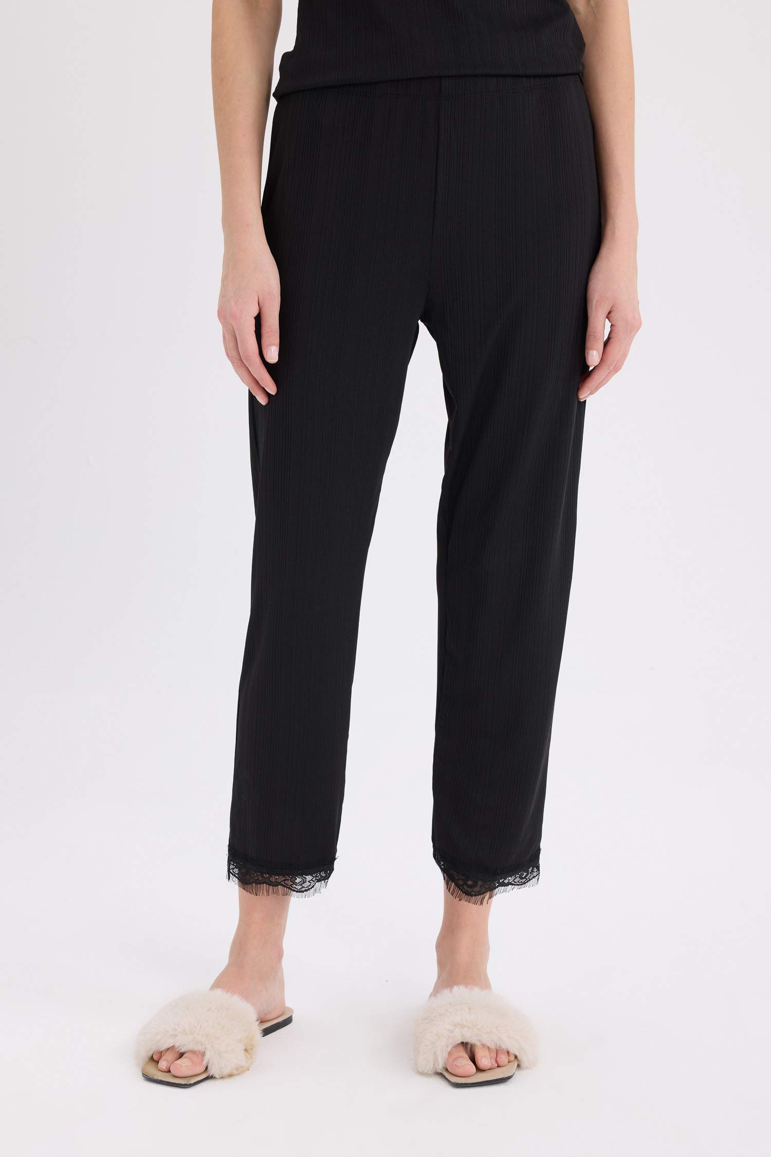 Fall in Love Regular Fit Casual Bottom