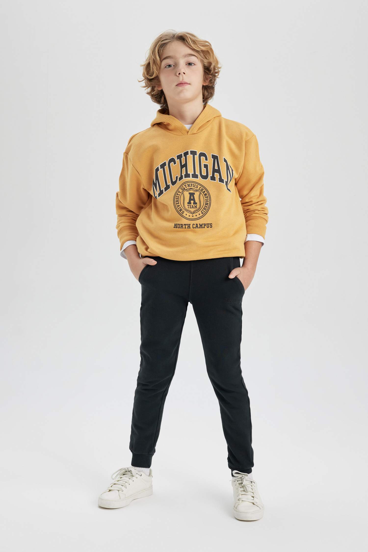 Boy Oversize Fit Hooded Sweatshirt