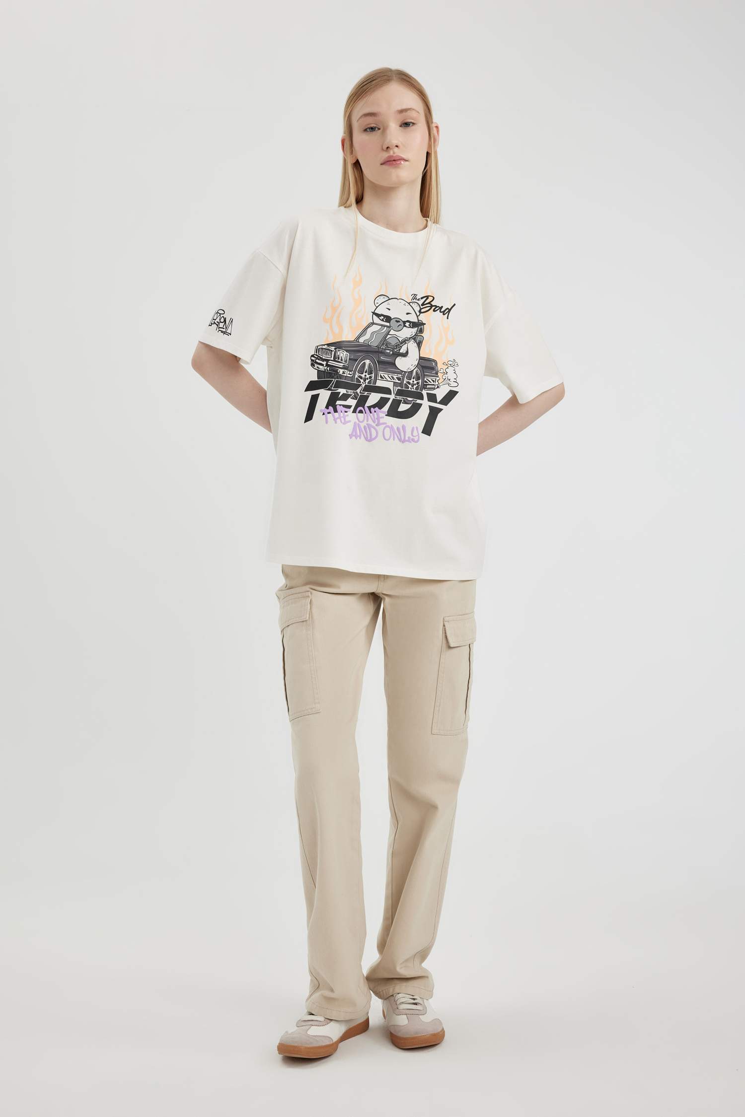 Oversize Fit Crew Neck Printed Short Sleeve T-Shirt