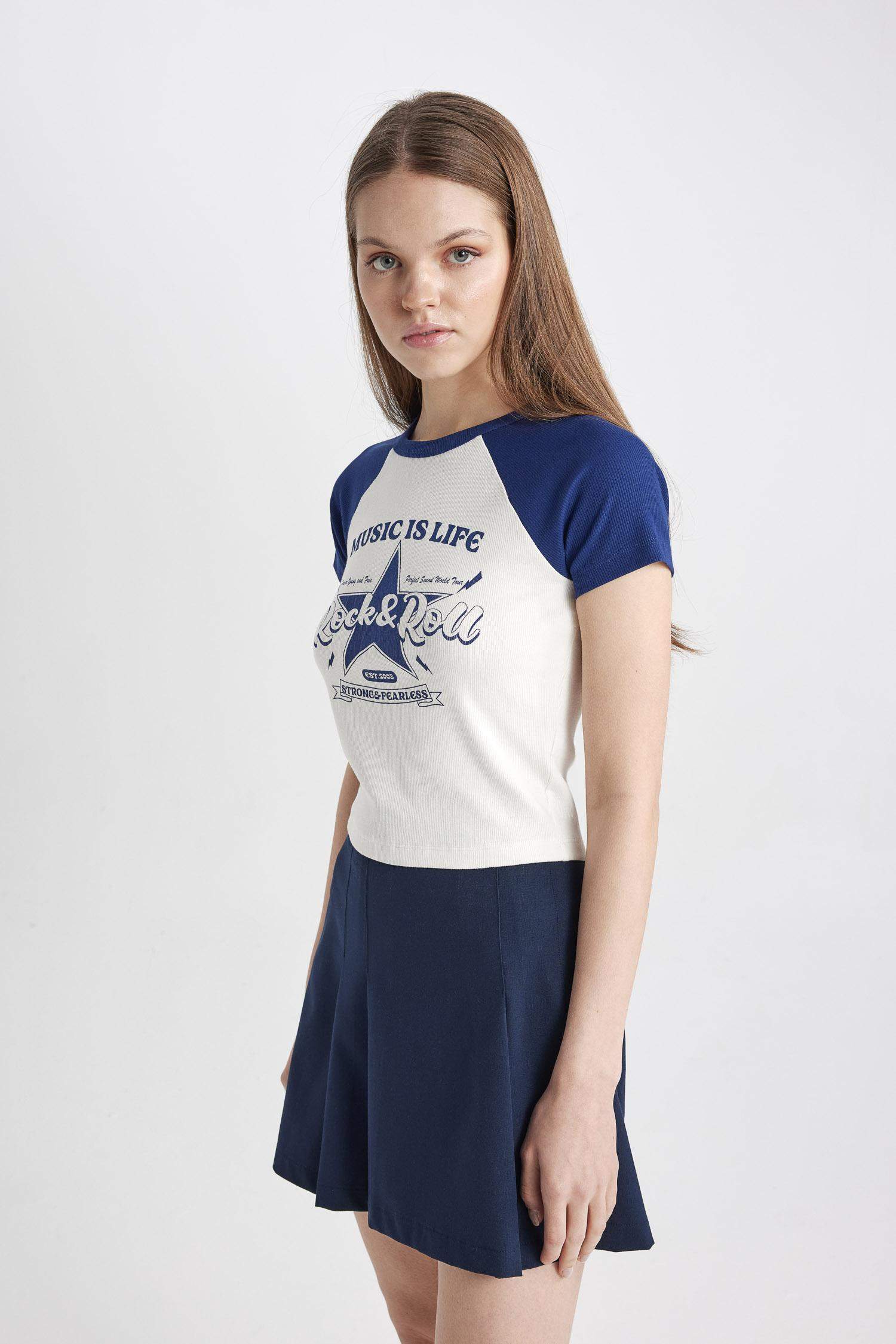 Slim Fit Crew Neck Camisole Short Sleeve T-Shirt