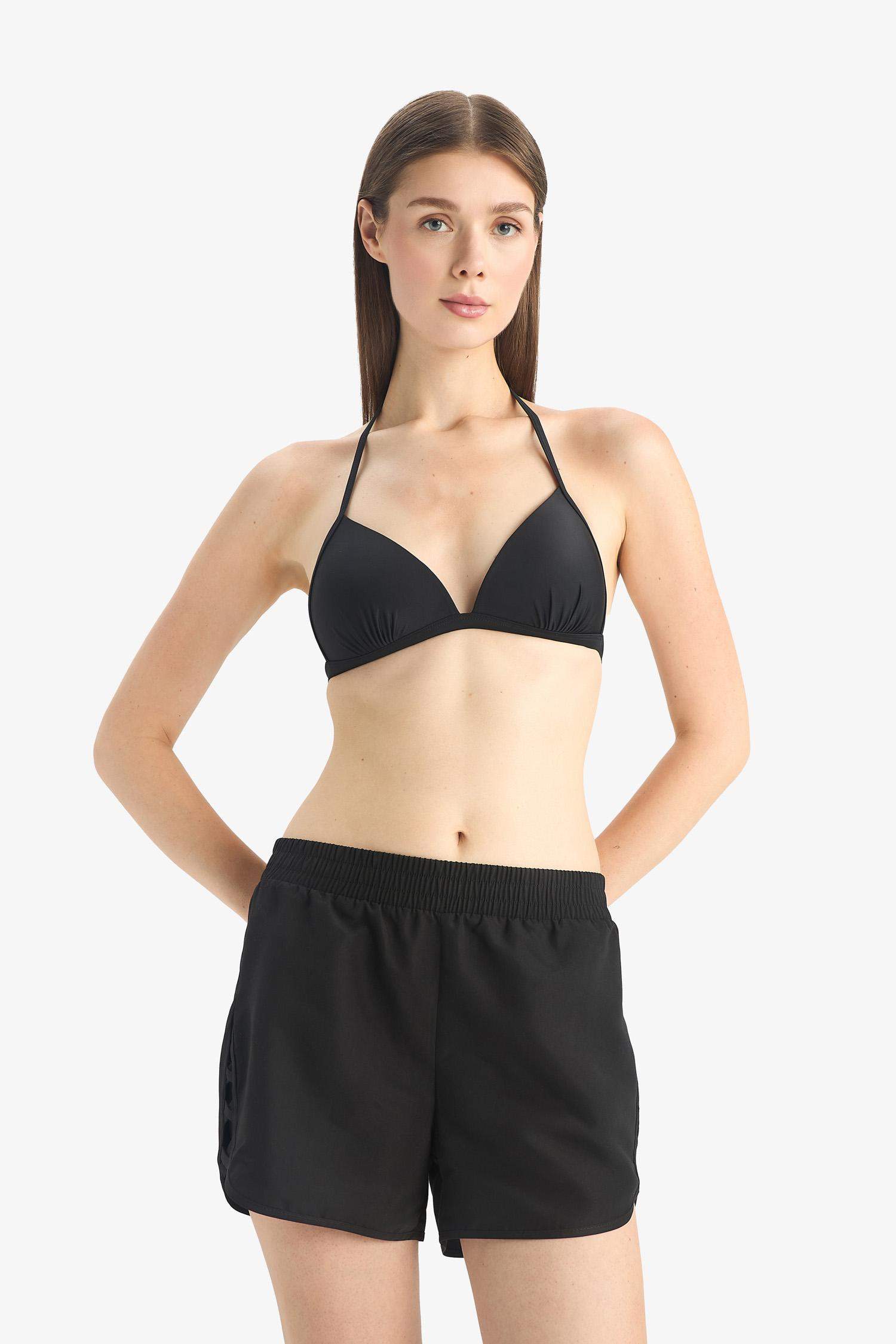 شورت بحر قصة عادية من Fall in Love