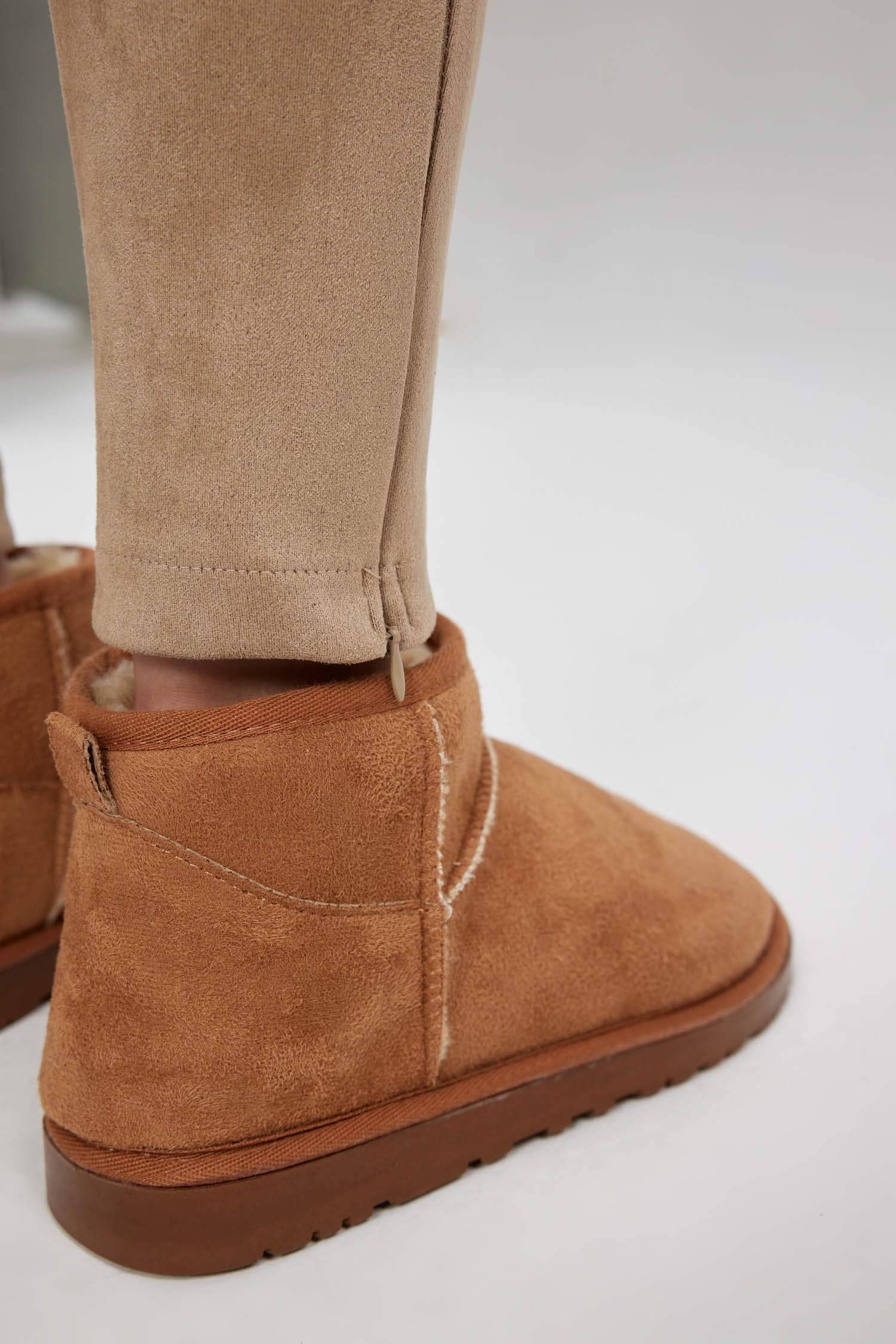 Леггинсы с высокой талией