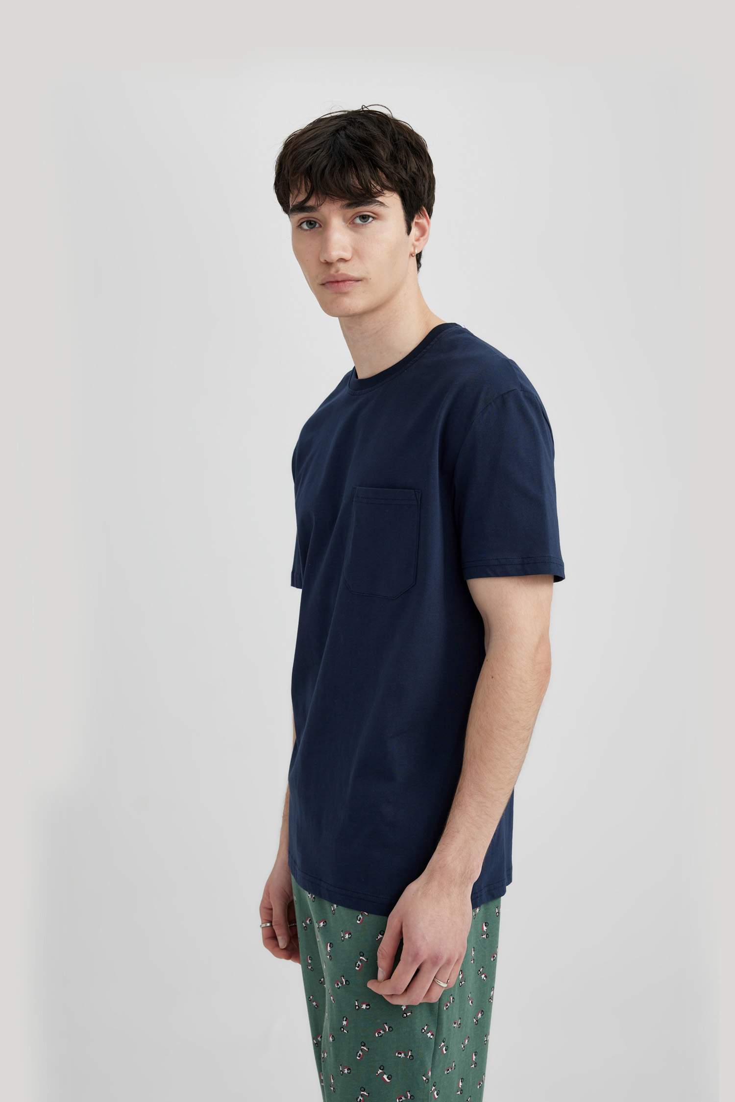 Regular Fit 2 Piece Pajama Set