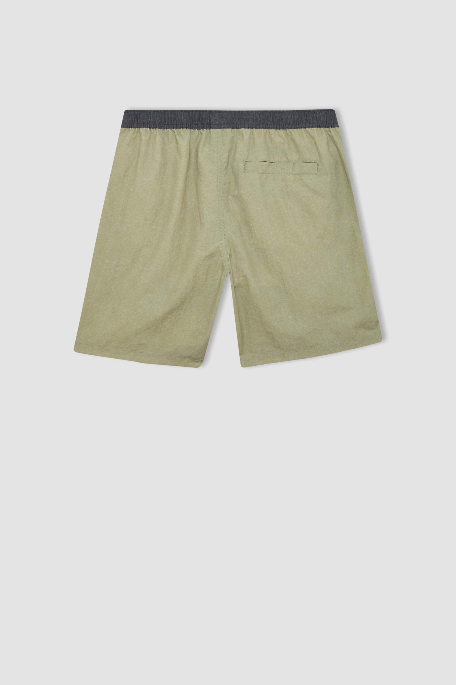 Плавательные шорты стандартного кроя