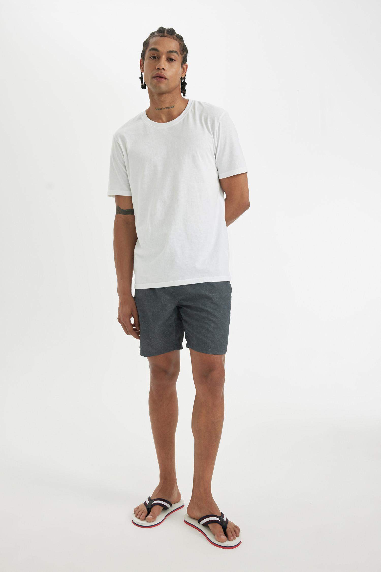 Short de Bain Court coupe régulière à Doublure Filet