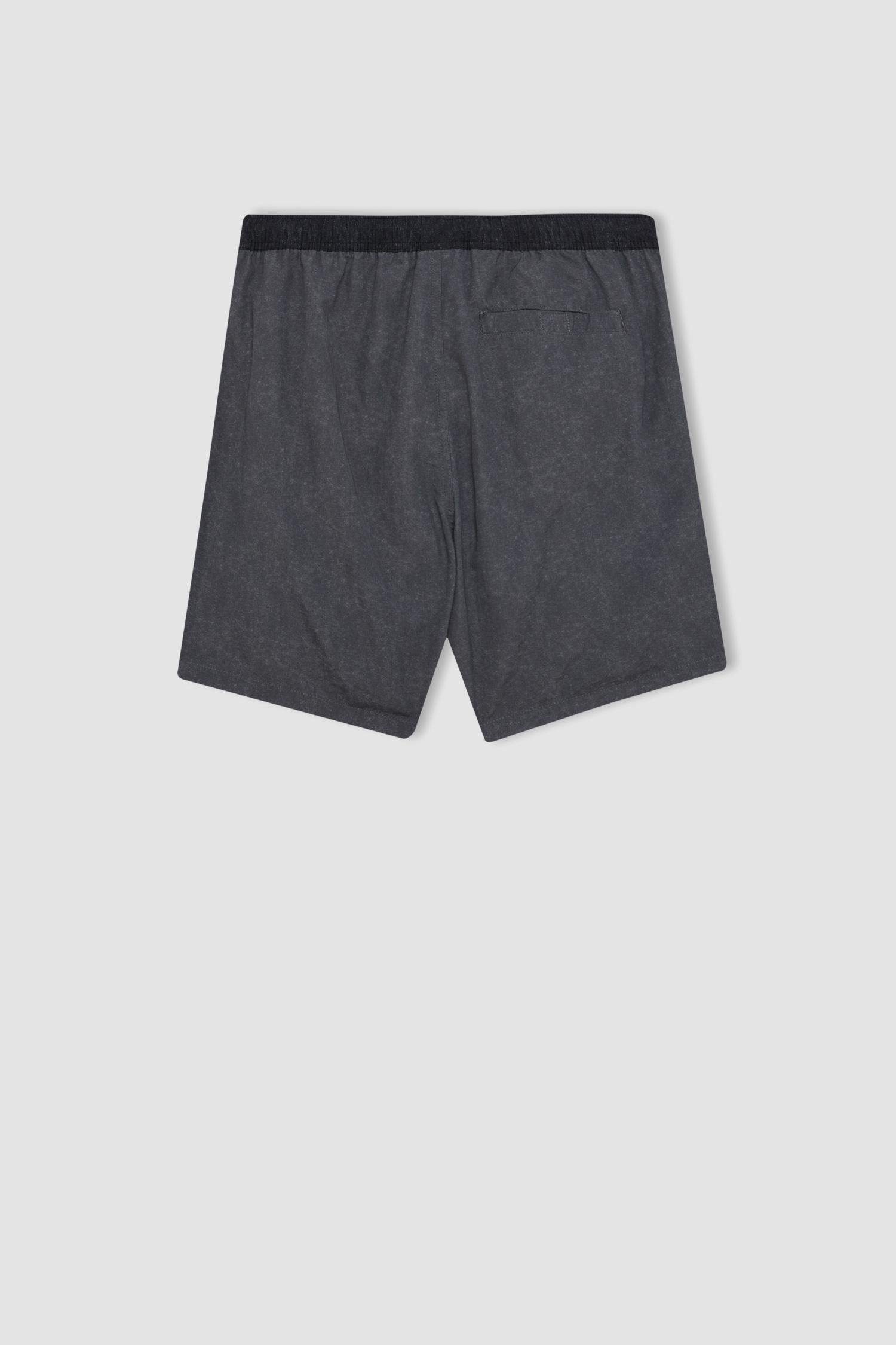 Short de Bain Court coupe régulière à Doublure Filet