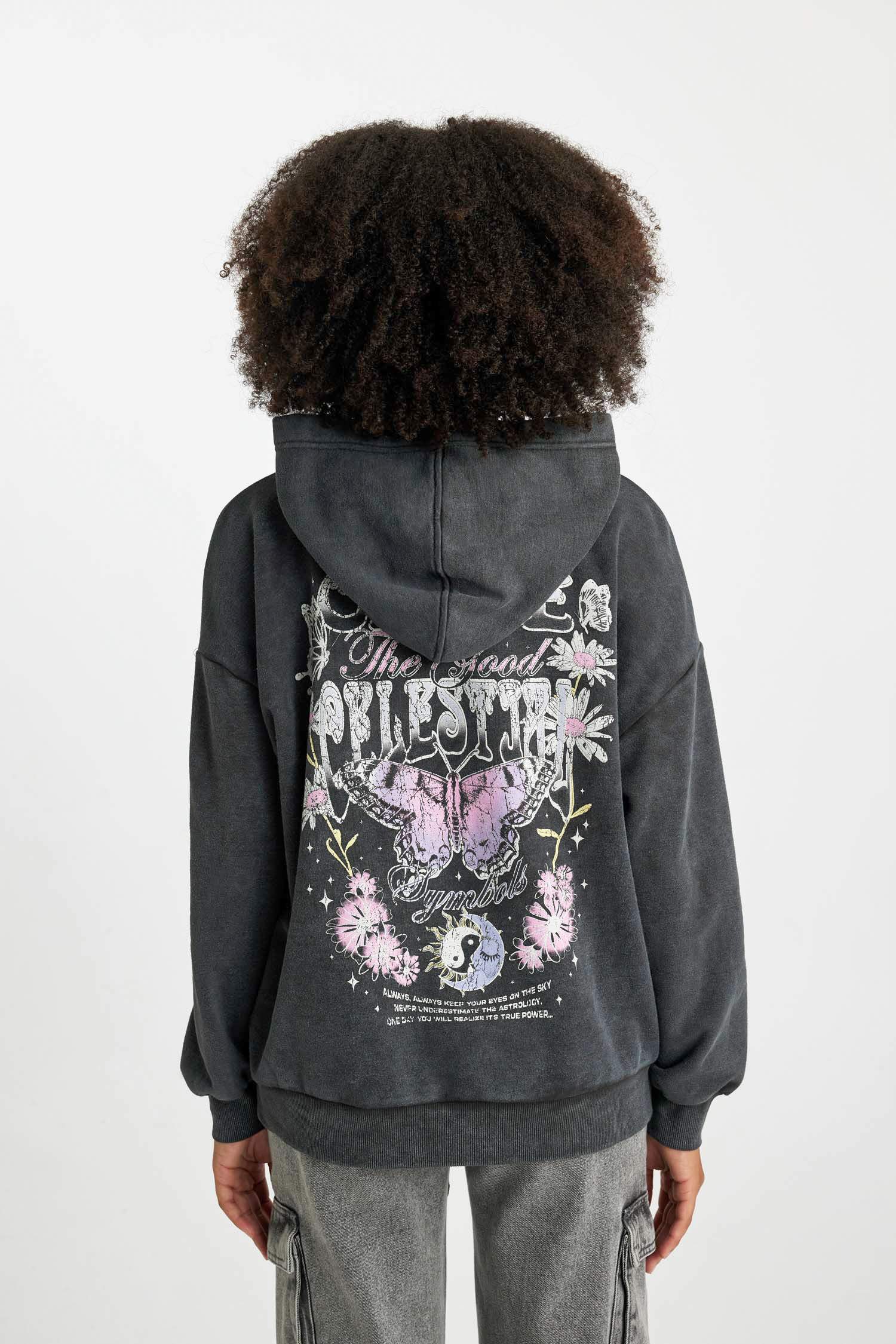 Oversize Geniş Kalıp Sırt Baskılı Kapüşonlu Soluk Yıkama Efektli Kalın Sweatshirt