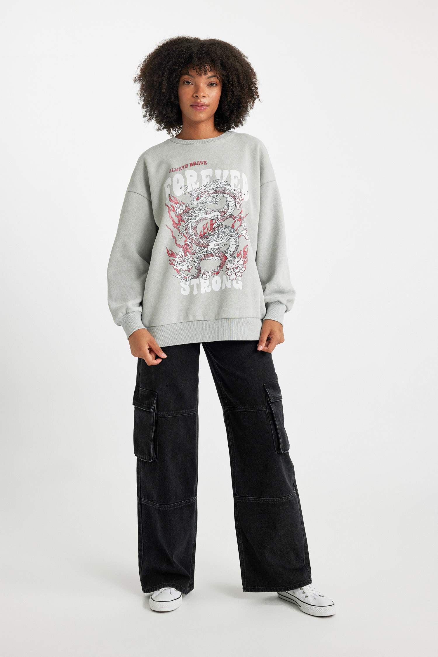 Oversize Fit Crew Neck Printed Faded Wash Effect Thick Sweatshirt