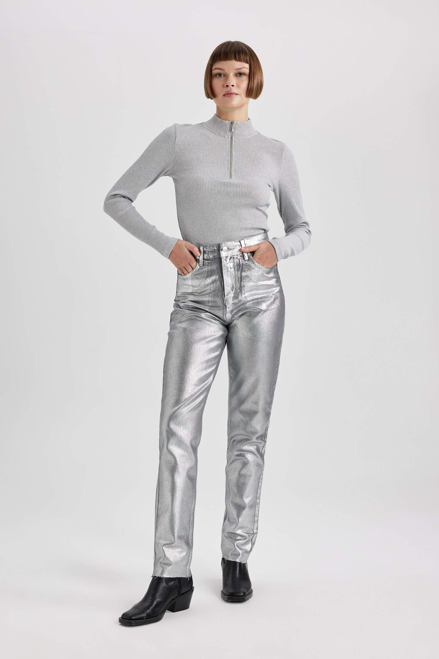 ұзартылған жаға лурексли Ұзын жеңді футболка