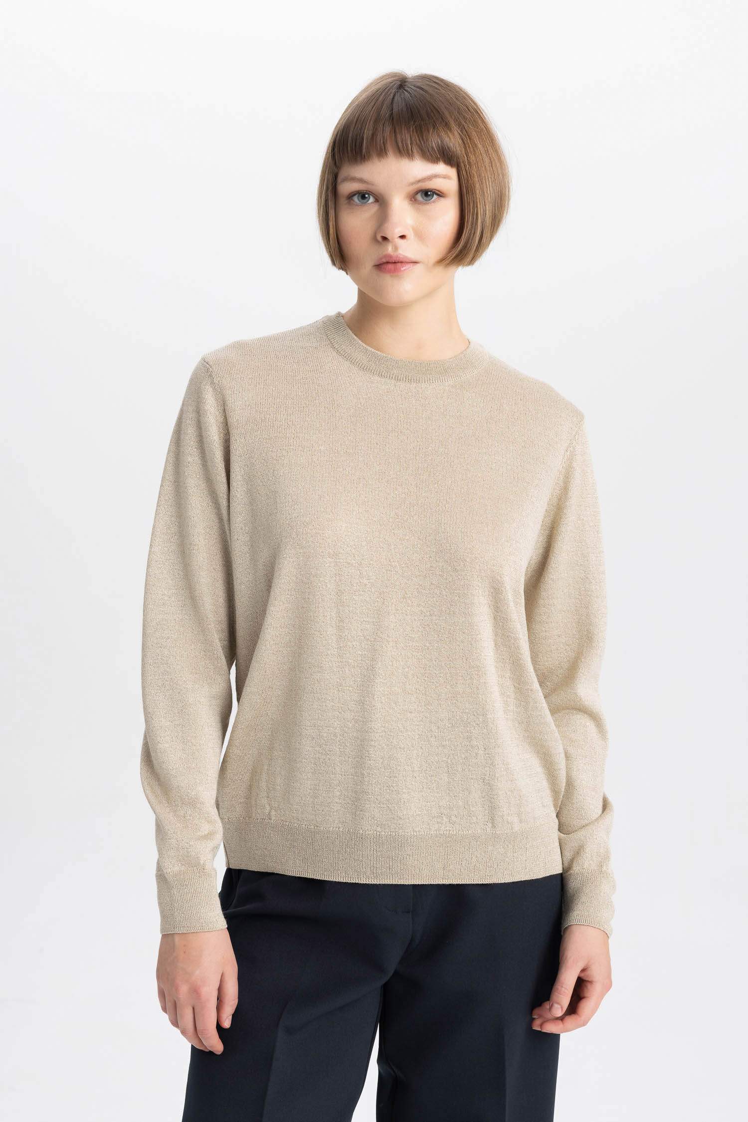 بلوفر تريكو قصة عادية قماش لامع