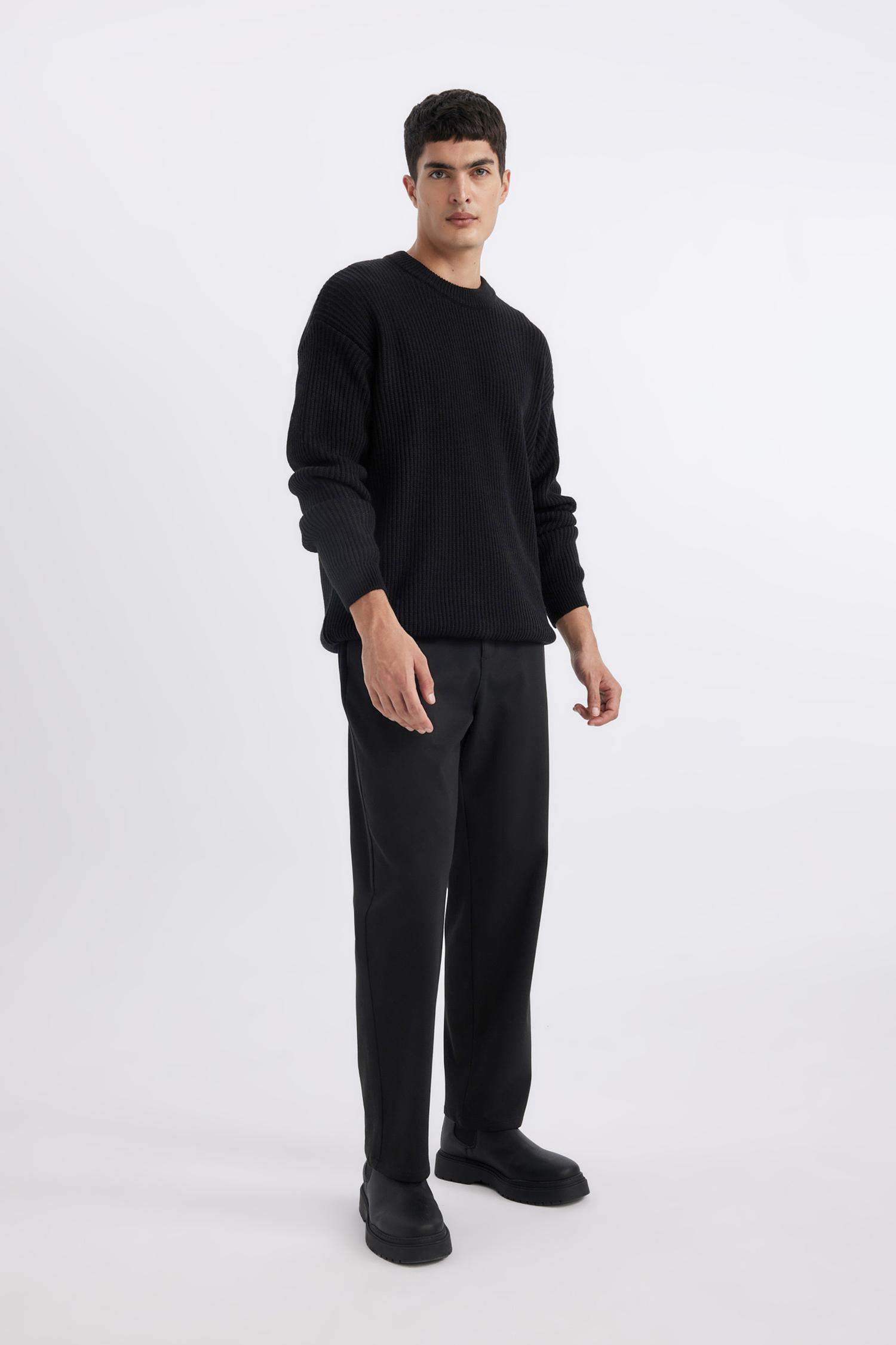 Relax Fit Regular Hem Trousers