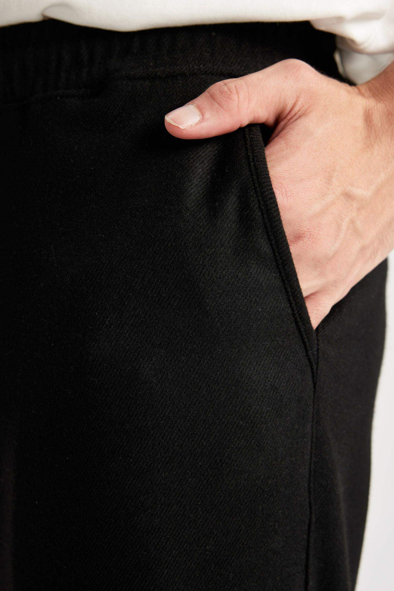 Брюки свободного кроя