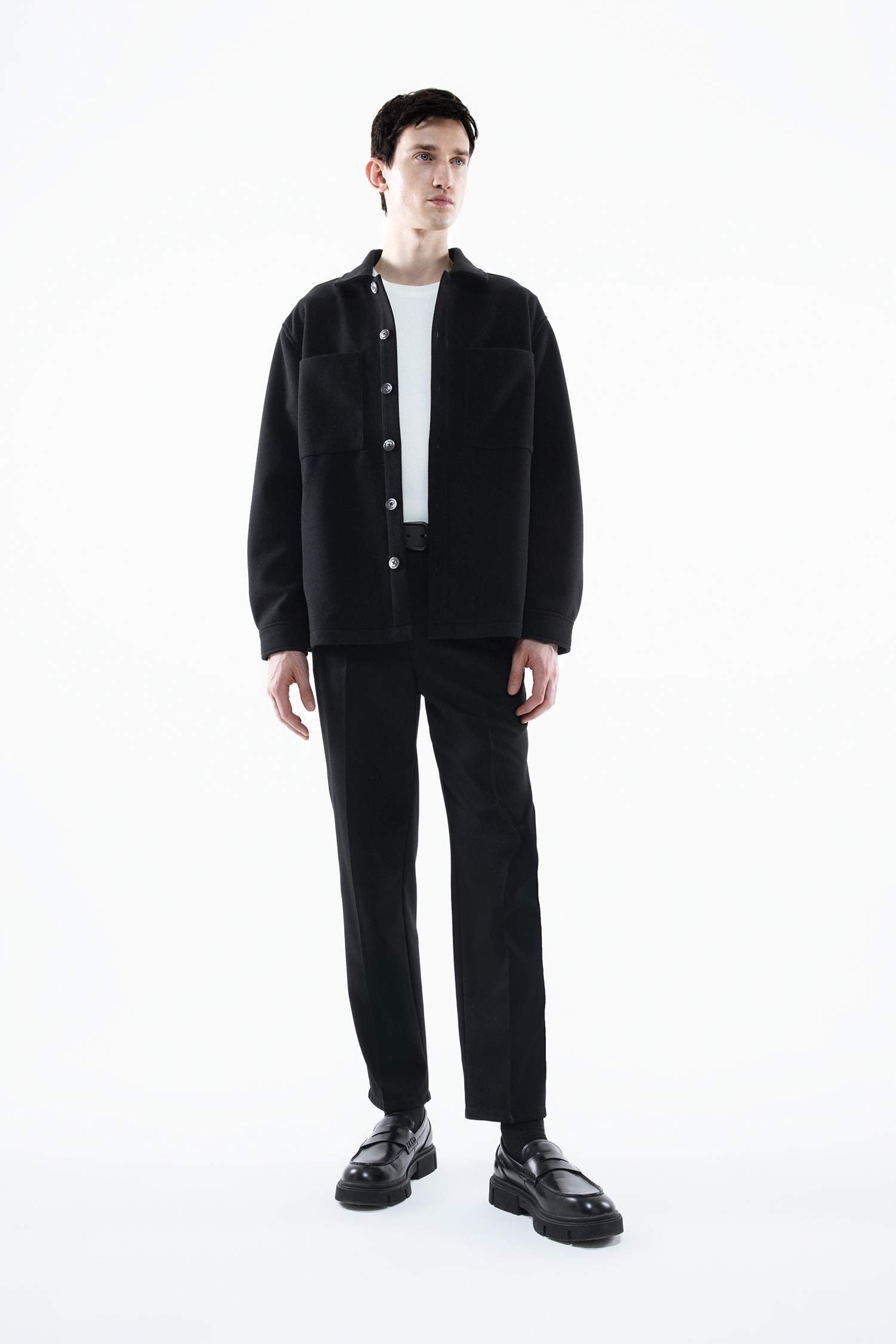 قميص قصة مريحة بياخة بولو بجيب ذو مظهر صوفي