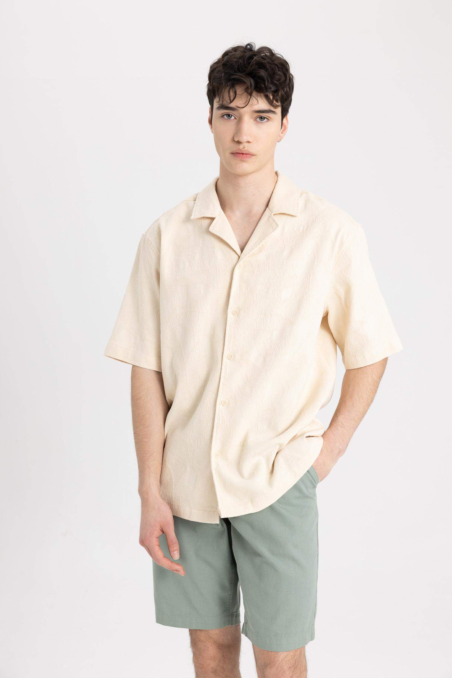 قميص قطن قصة مريحة وياقة عالية