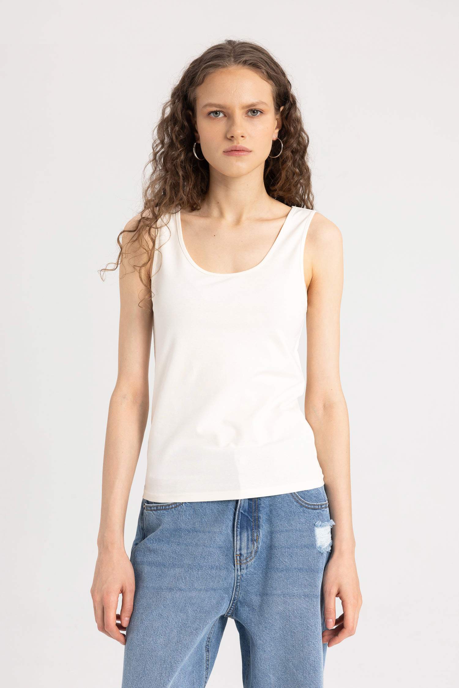 Әйелдерге слим пішімі с мойын Ішкөйлек