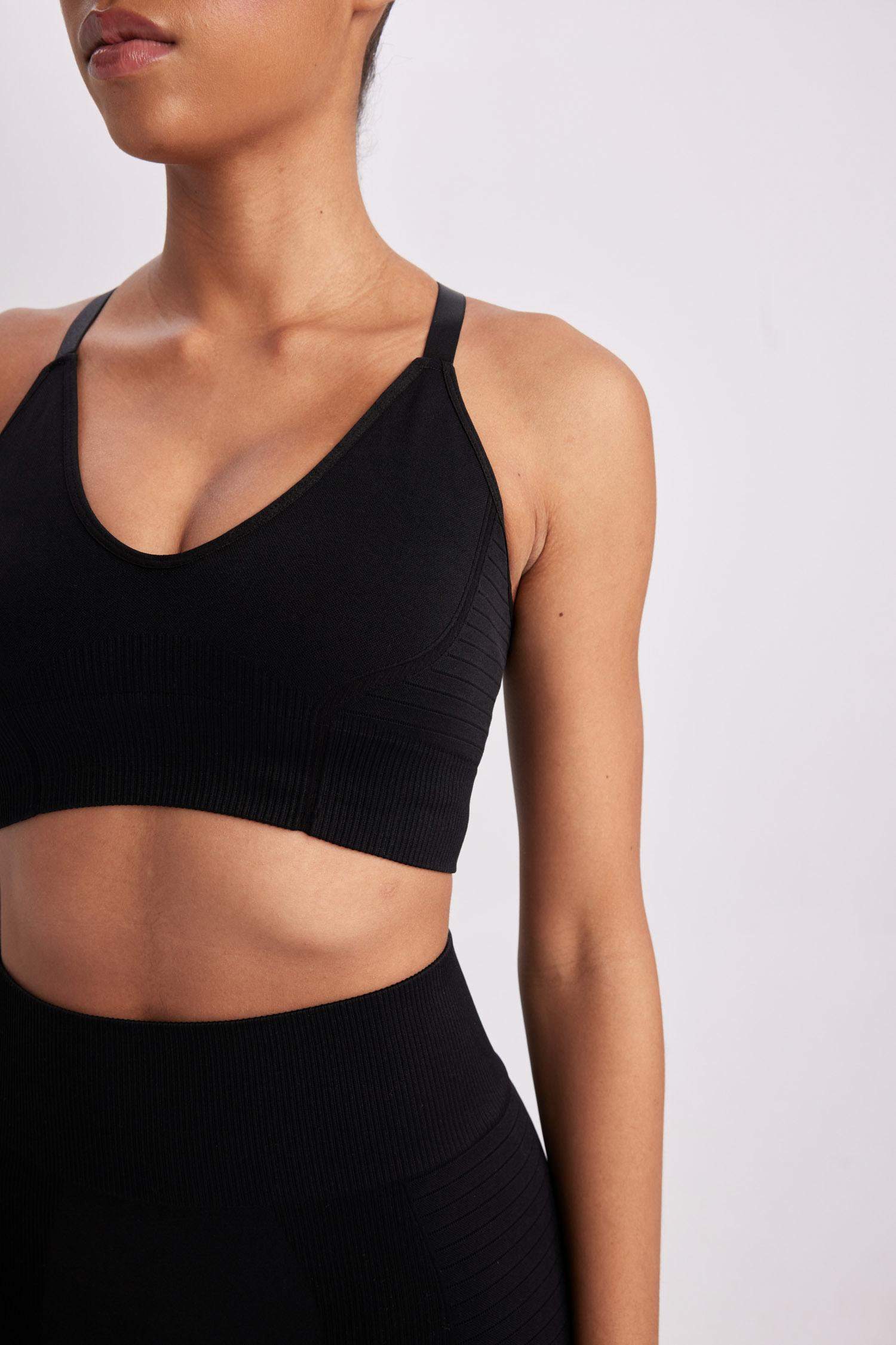 DeFactoFit V-Neck Sports Bra