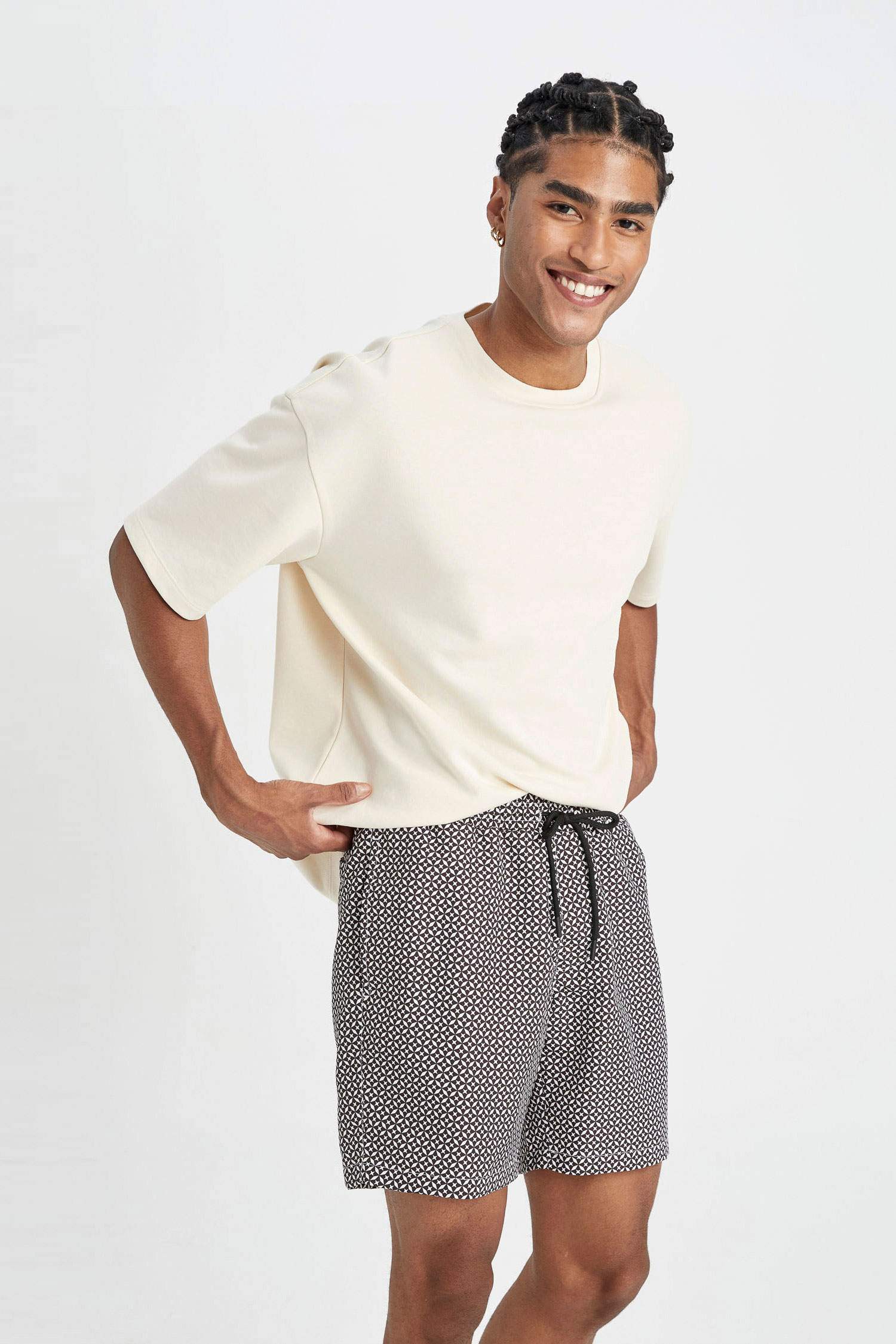 Regular Fit Patterned Mesh Lined Short Swim Shorts