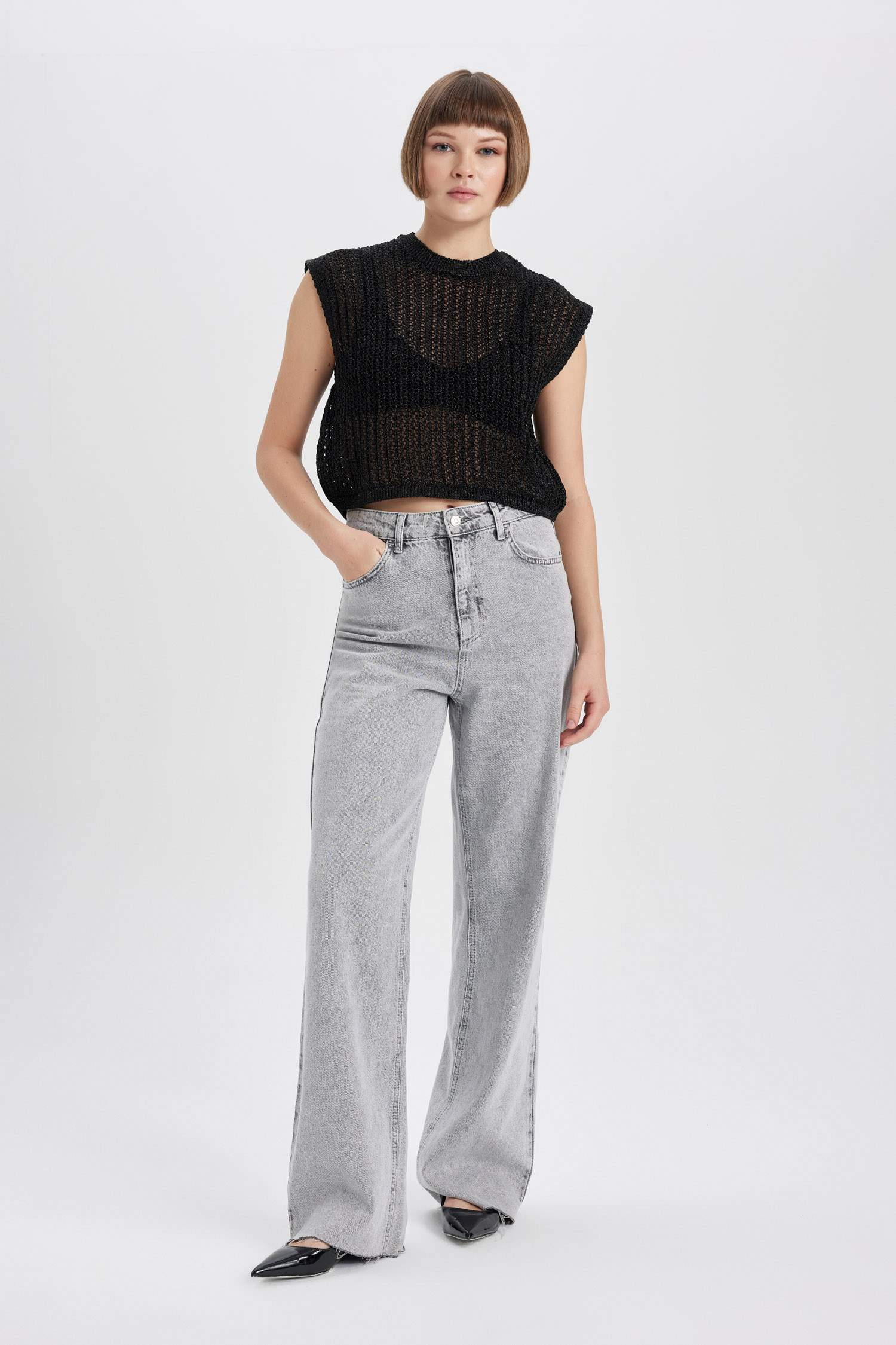 Relax Fit Bisiklet Yaka Parlak Kumaş Triko Süveter