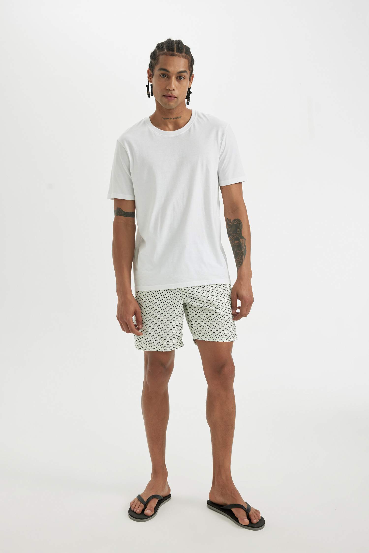 Regular Fit Mesh Lined Short Patterned Swim Shorts