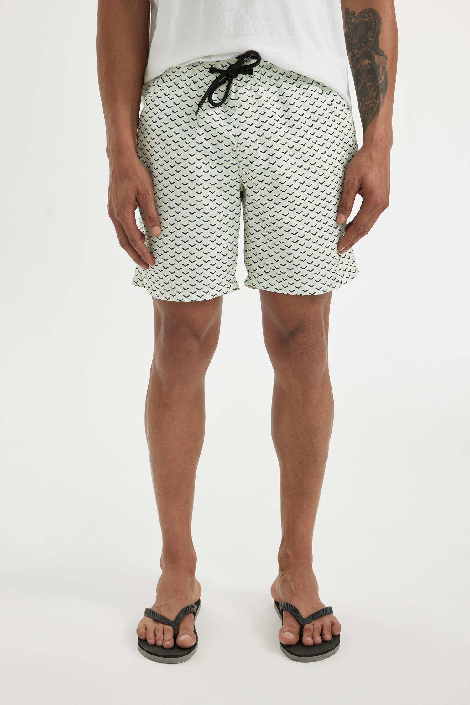 Regular Fit Mesh Lined Short Patterned Swim Shorts