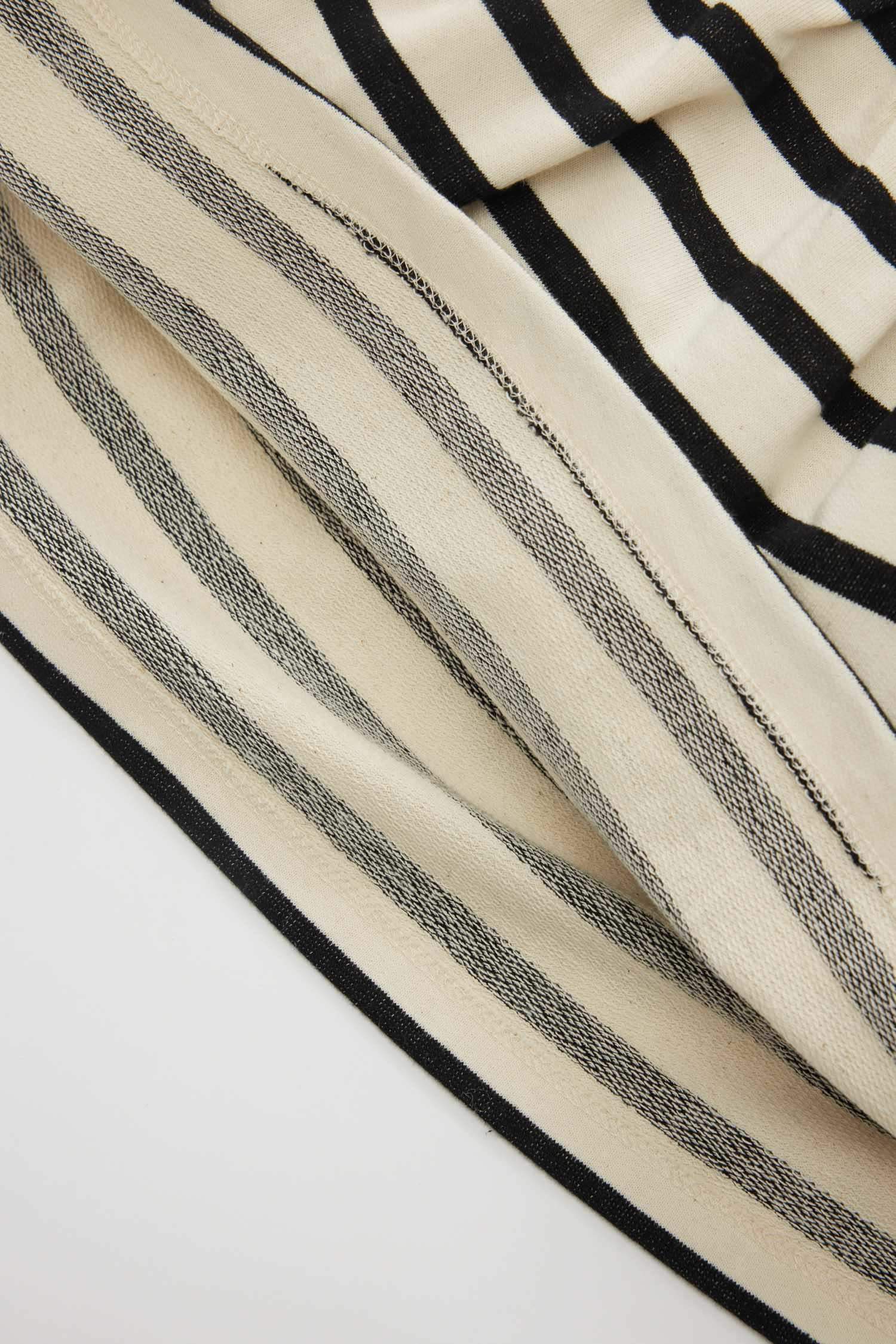 فستان بناتي مخطط قماش رقيق قصة عادية ردن طويل