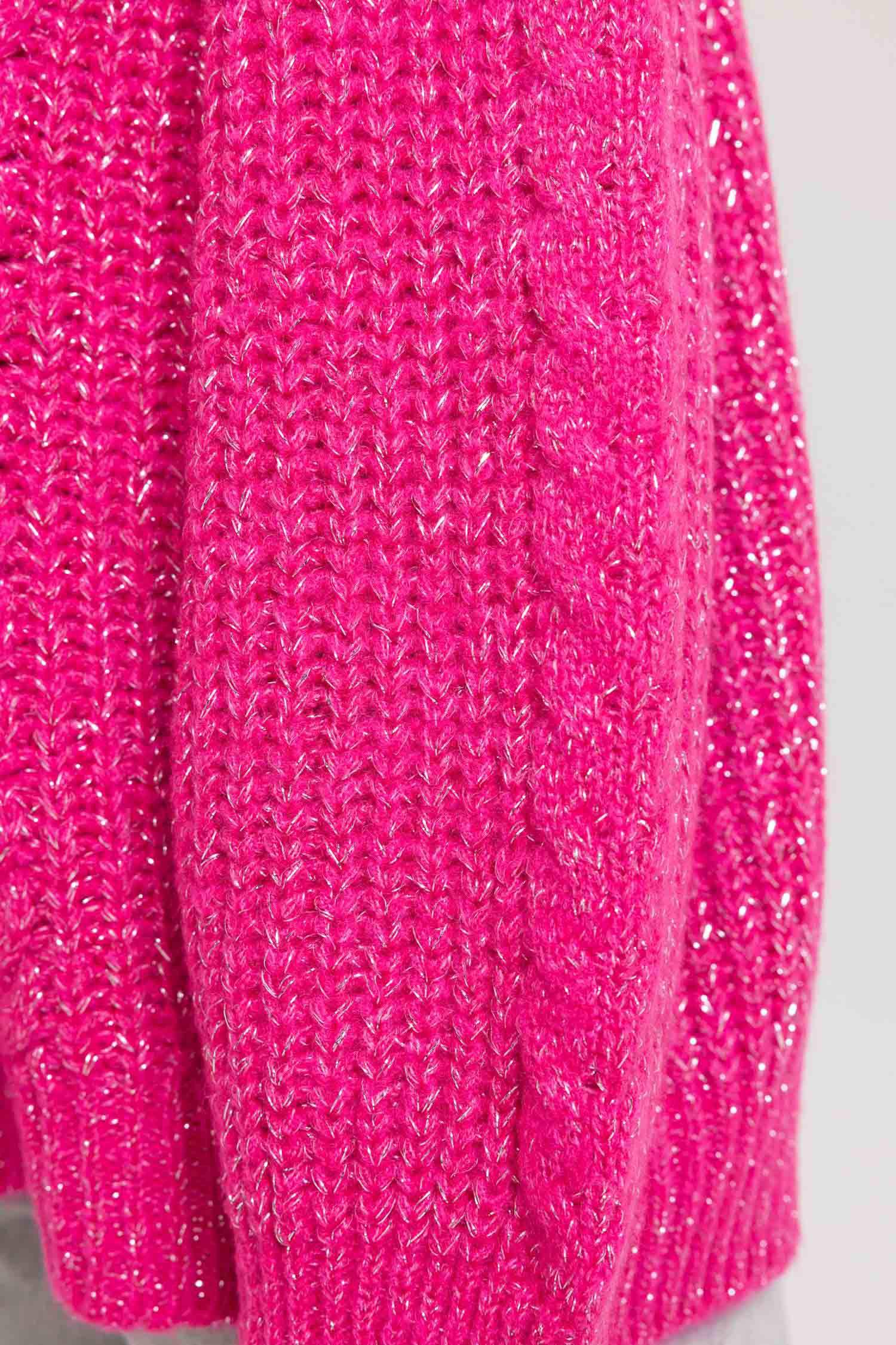 Oversize Fit Turtleneck Shiny Fabric Pullover