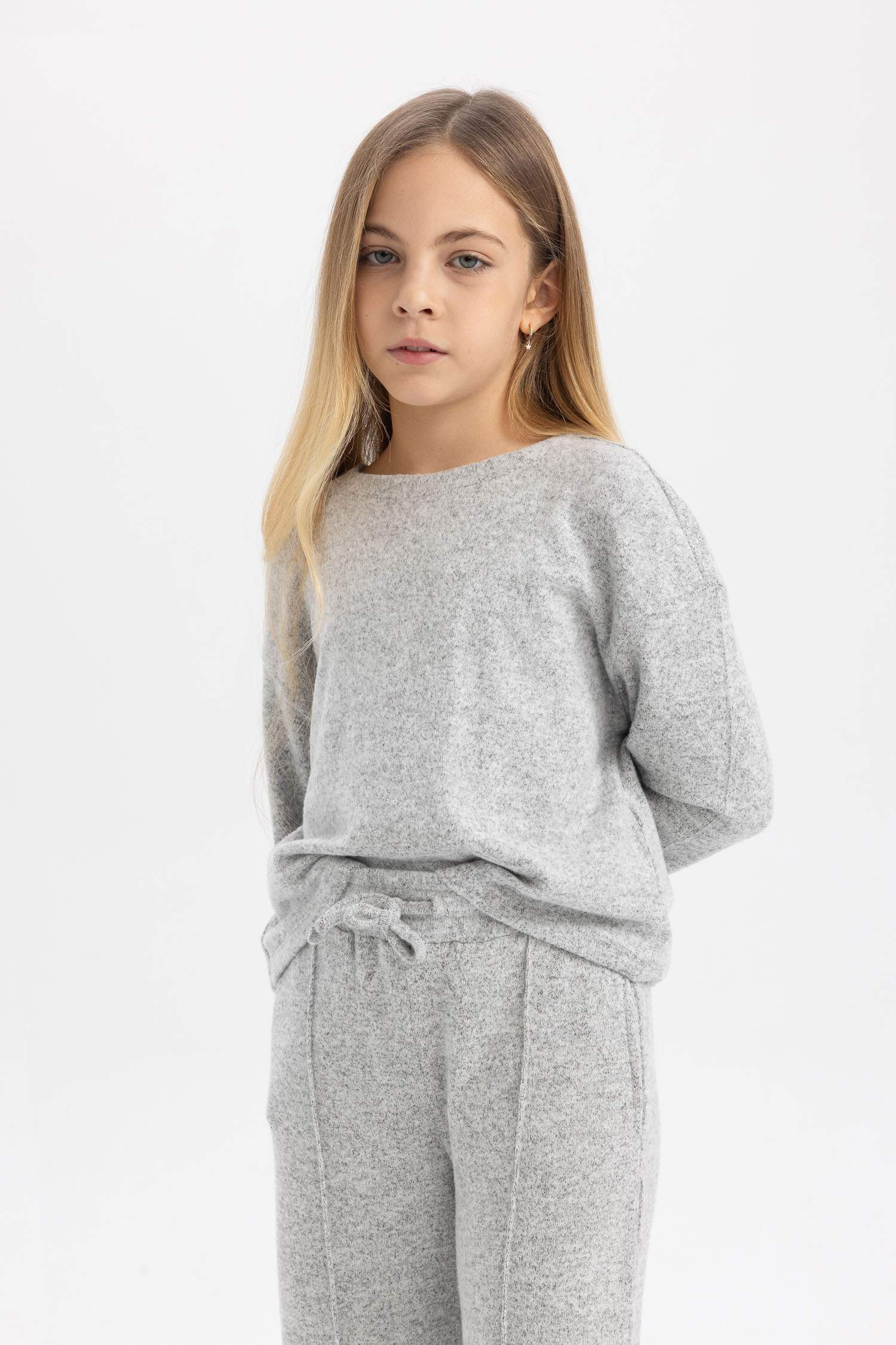 تيشيرت ردن طويل بناتي اوفر سايز وياخة مستديرة