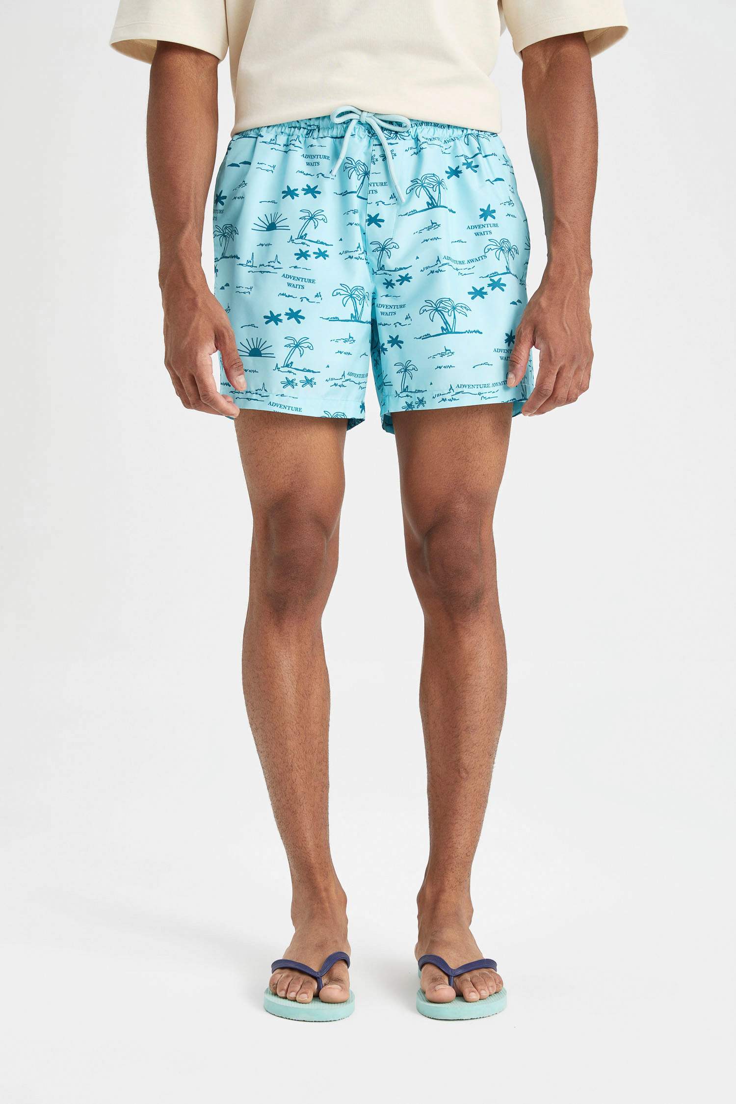 Desenli File Astarlı Kısa Boy Deniz Şortu