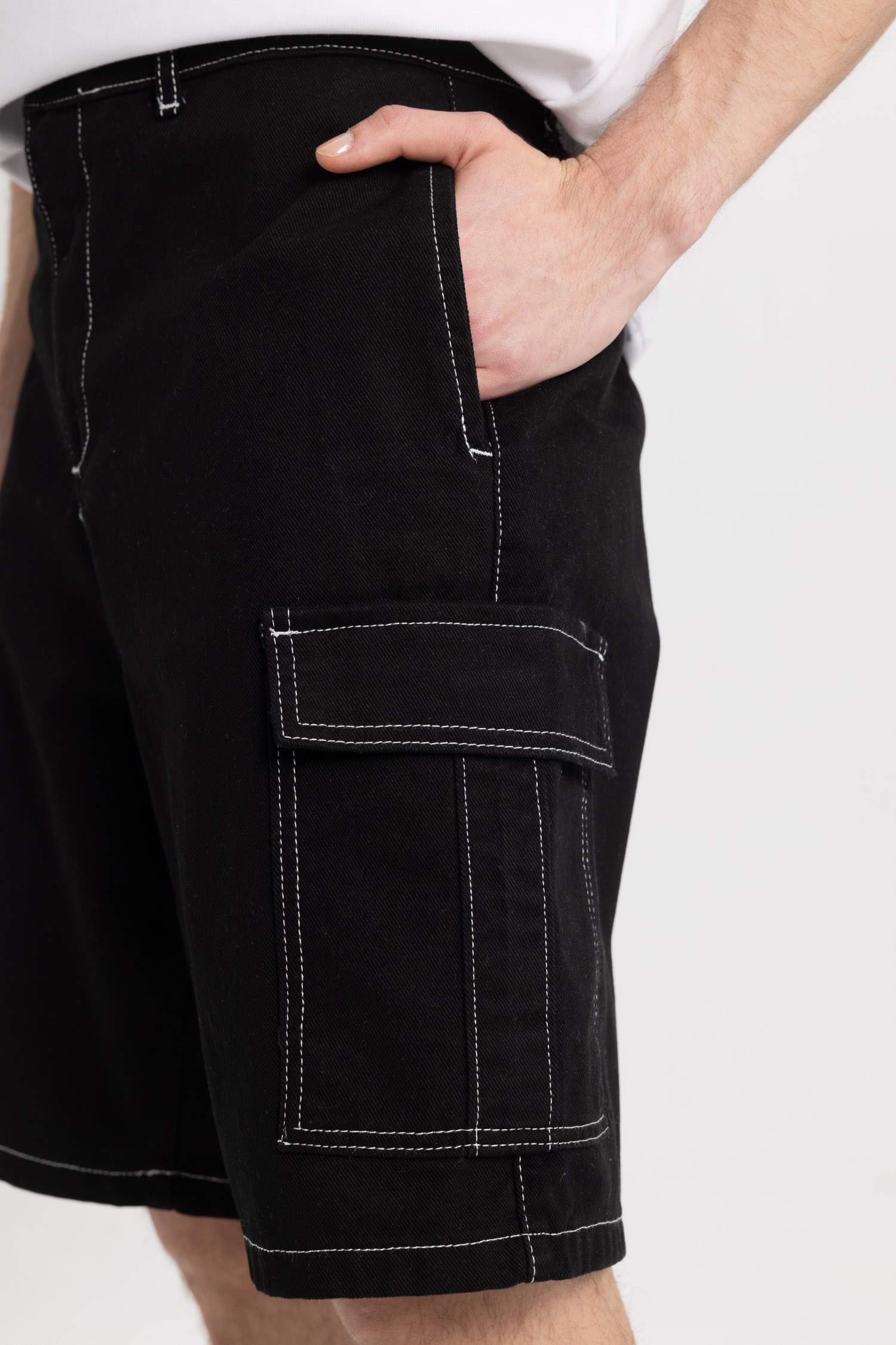 Relax Fit Gabardine Regular Hem Bermuda