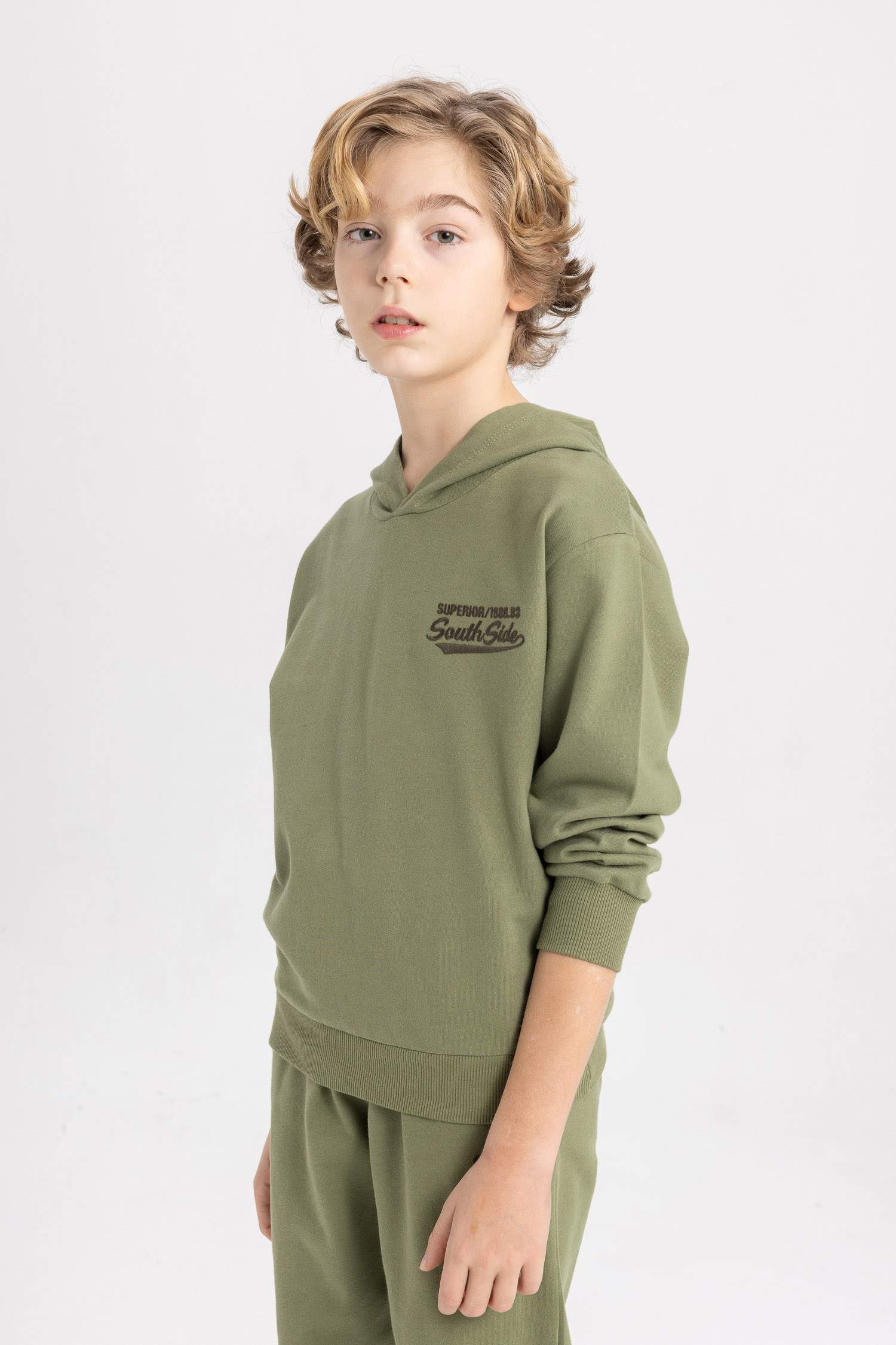 سيت ولادي سويت شيرت بنطلون بجامة رياضي - قطعتين