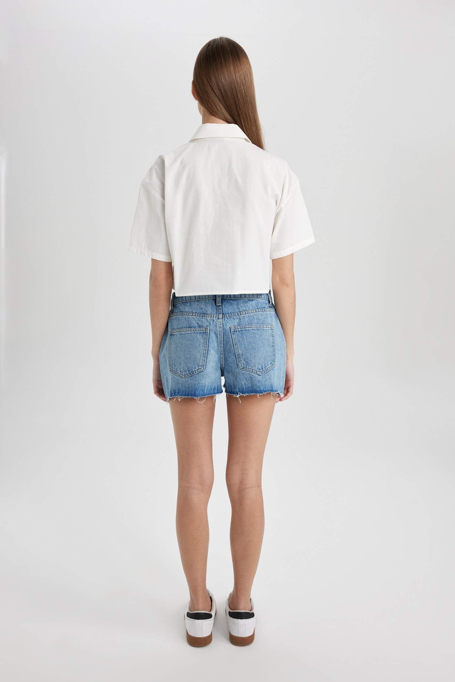 Шолақ шалбар