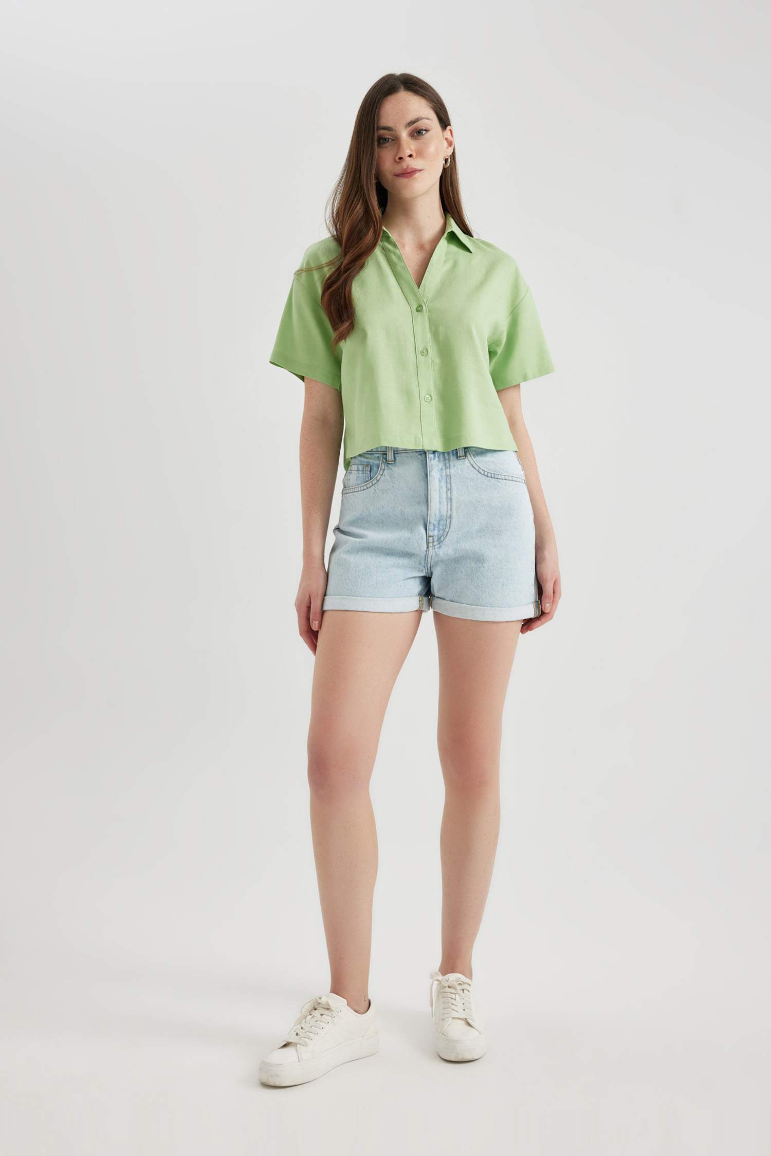 Джинсовые шорты Mom Fit с высокой талией