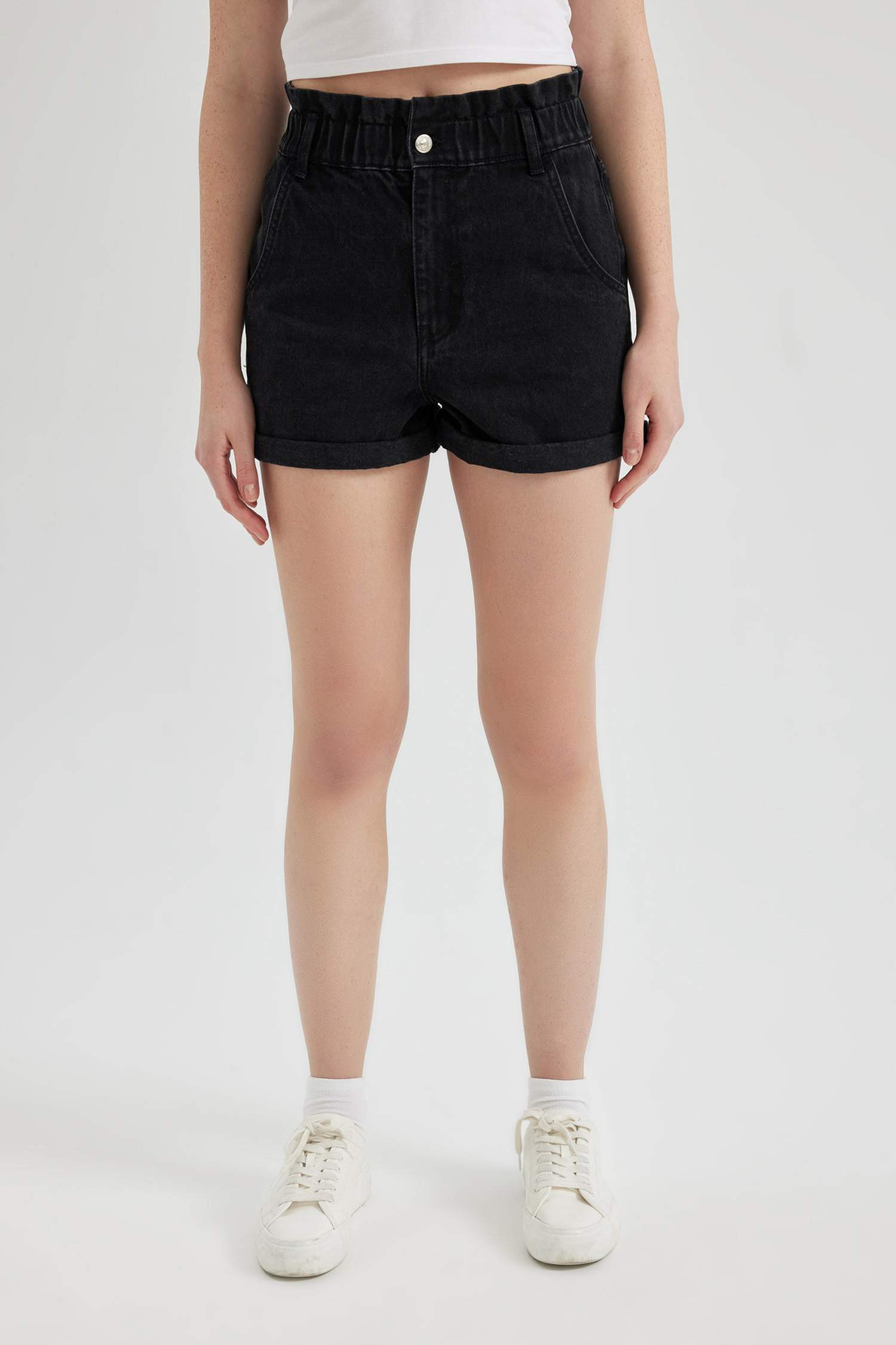 Шолақ шалбар