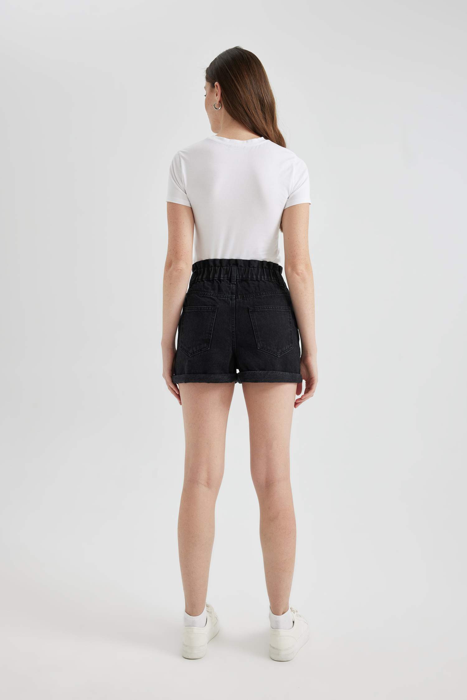 Шолақ шалбар