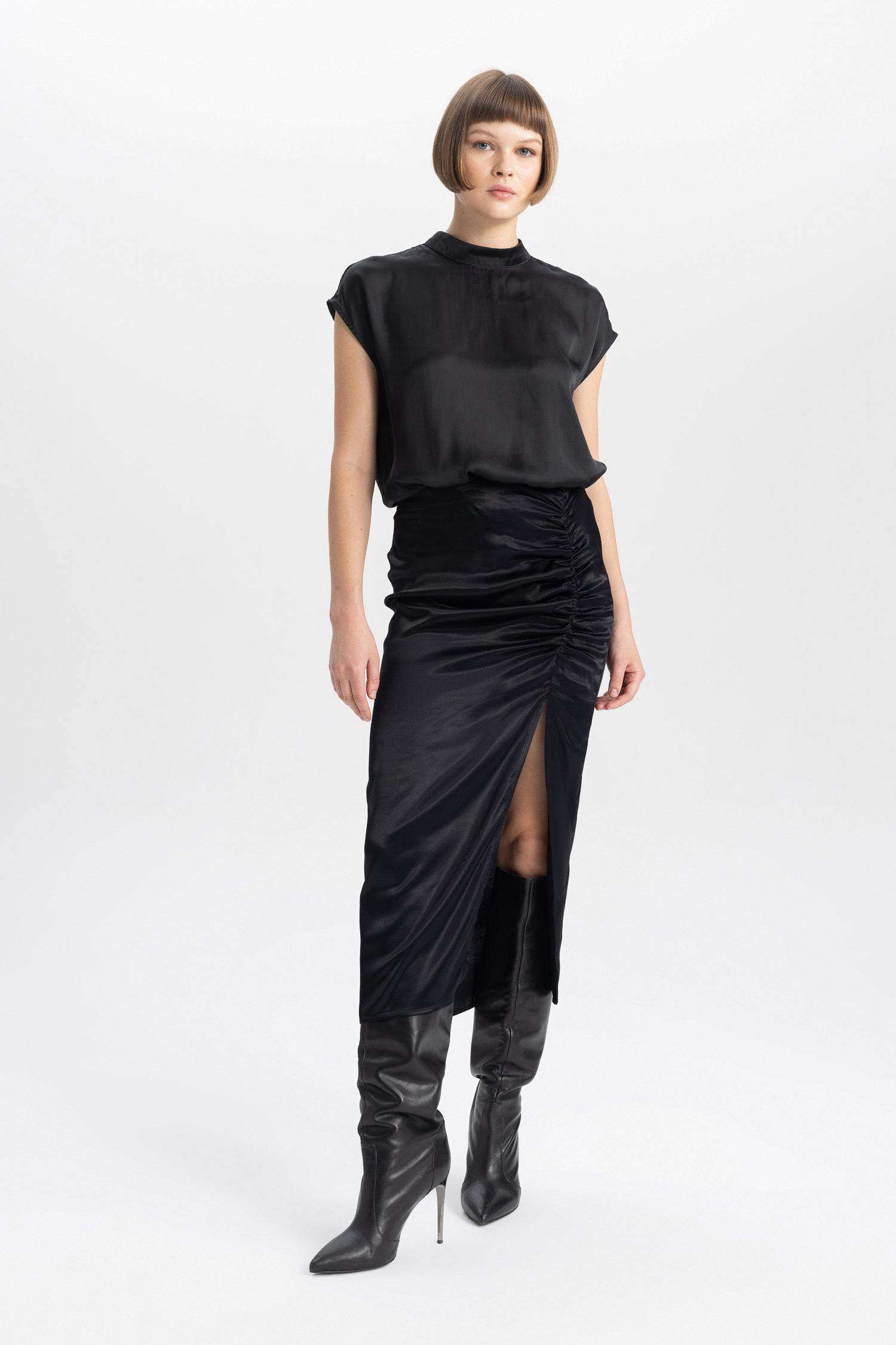 A Cut Satin Normal Waist Midi Skirt